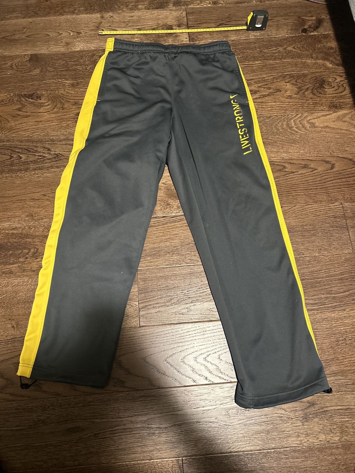 Nike Nike Live Strong (rare find) Size US 34 / EU 50 - 1 Thumbnail