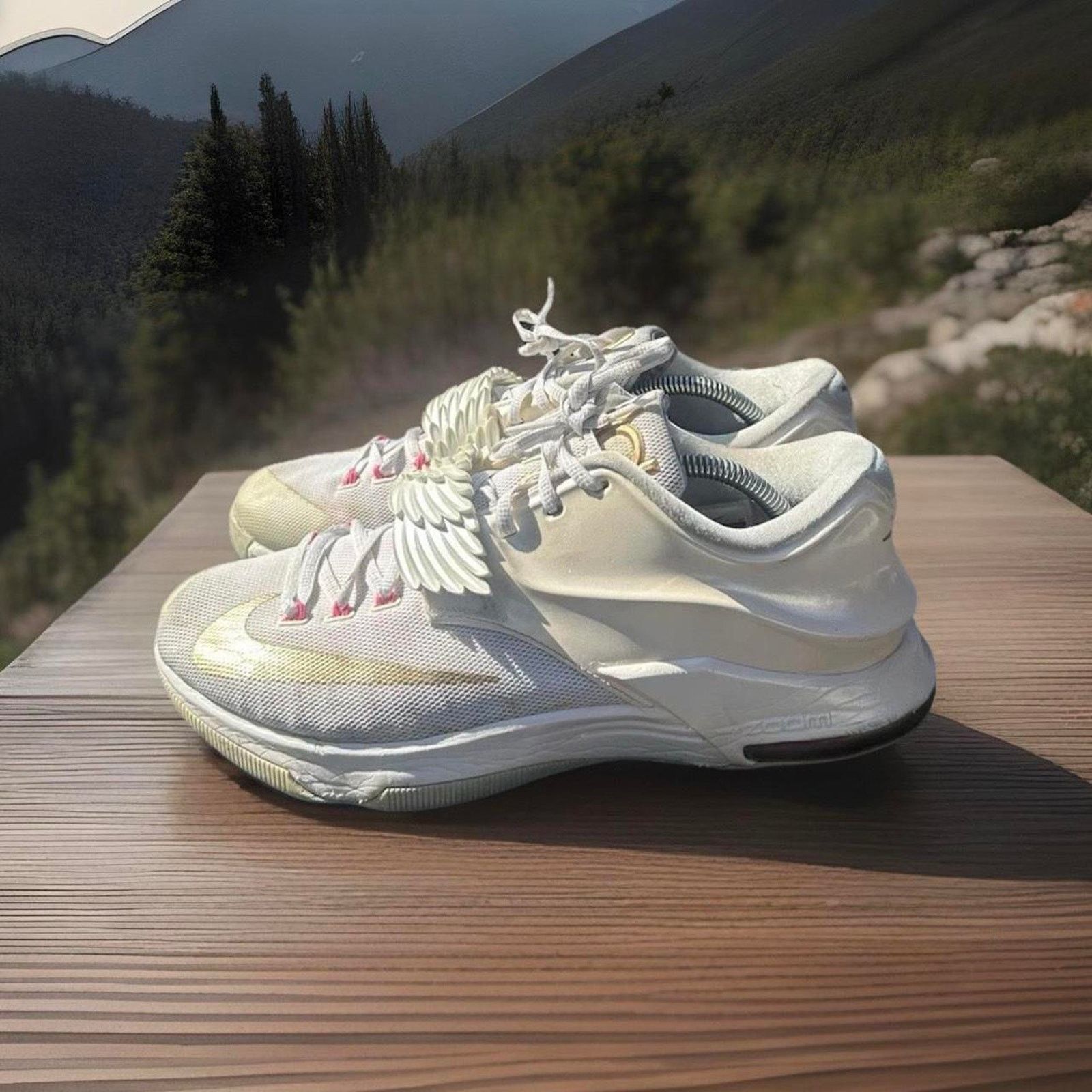 Nike Nike KD 7 PRM Aunt Pearl White 706858-176 Men's Size 11 Size US 11 / EU 44 - 1 Thumbnail
