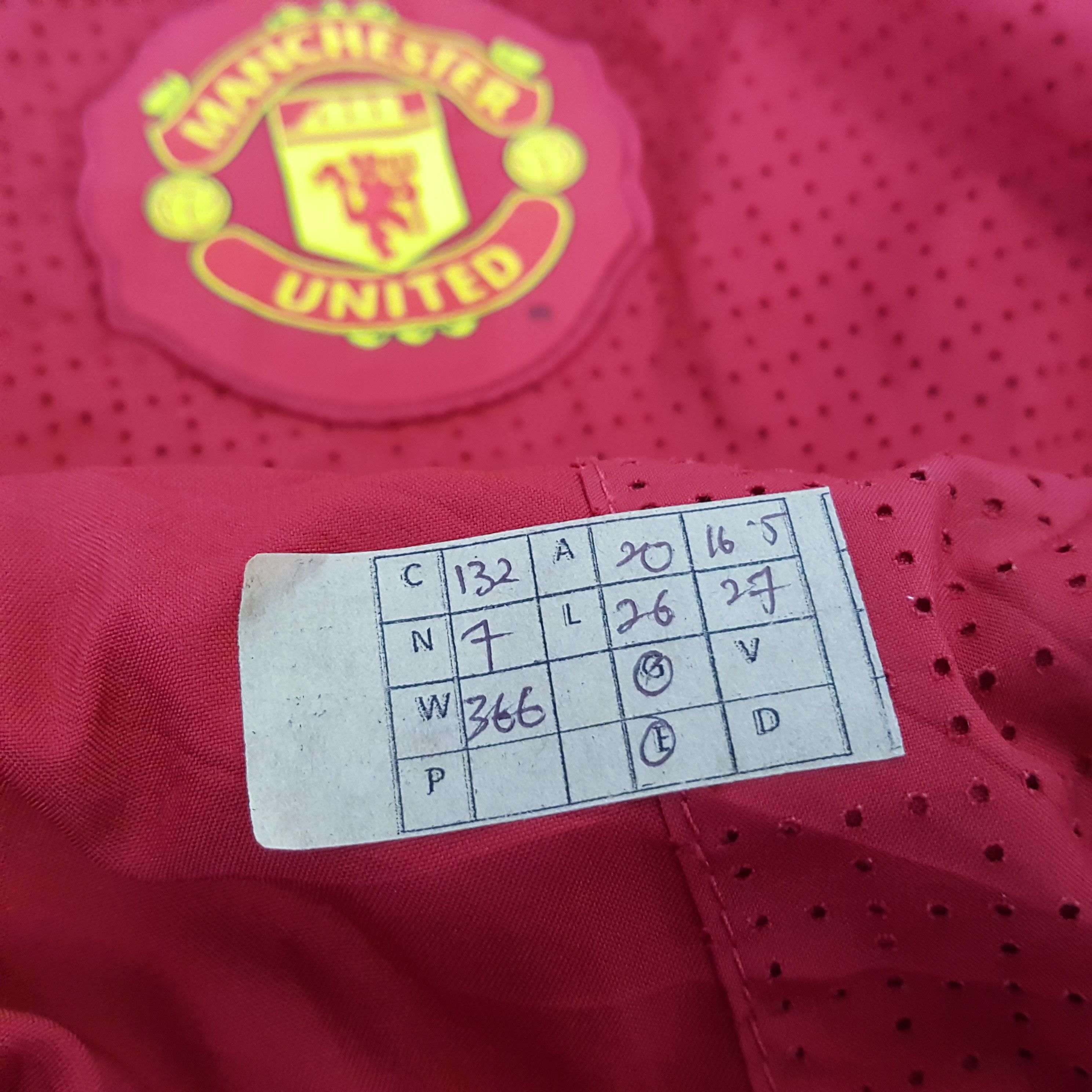 Nike × Vintage Nike X Manchester United Sportwear Jacket Size US S / EU 44-46 / 1 - 13 Thumbnail