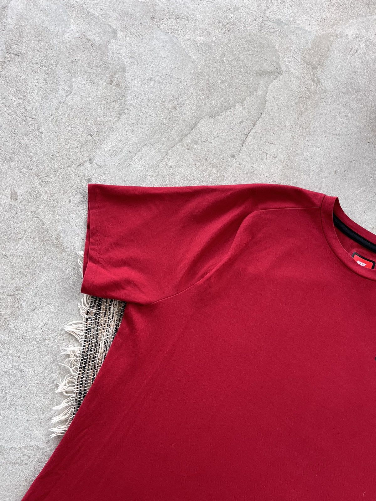 Nike Vintage Nike Tech Fleece Red TShirt Minimalistic blank tee Size US XL / EU 56 / 4 - 3 Thumbnail