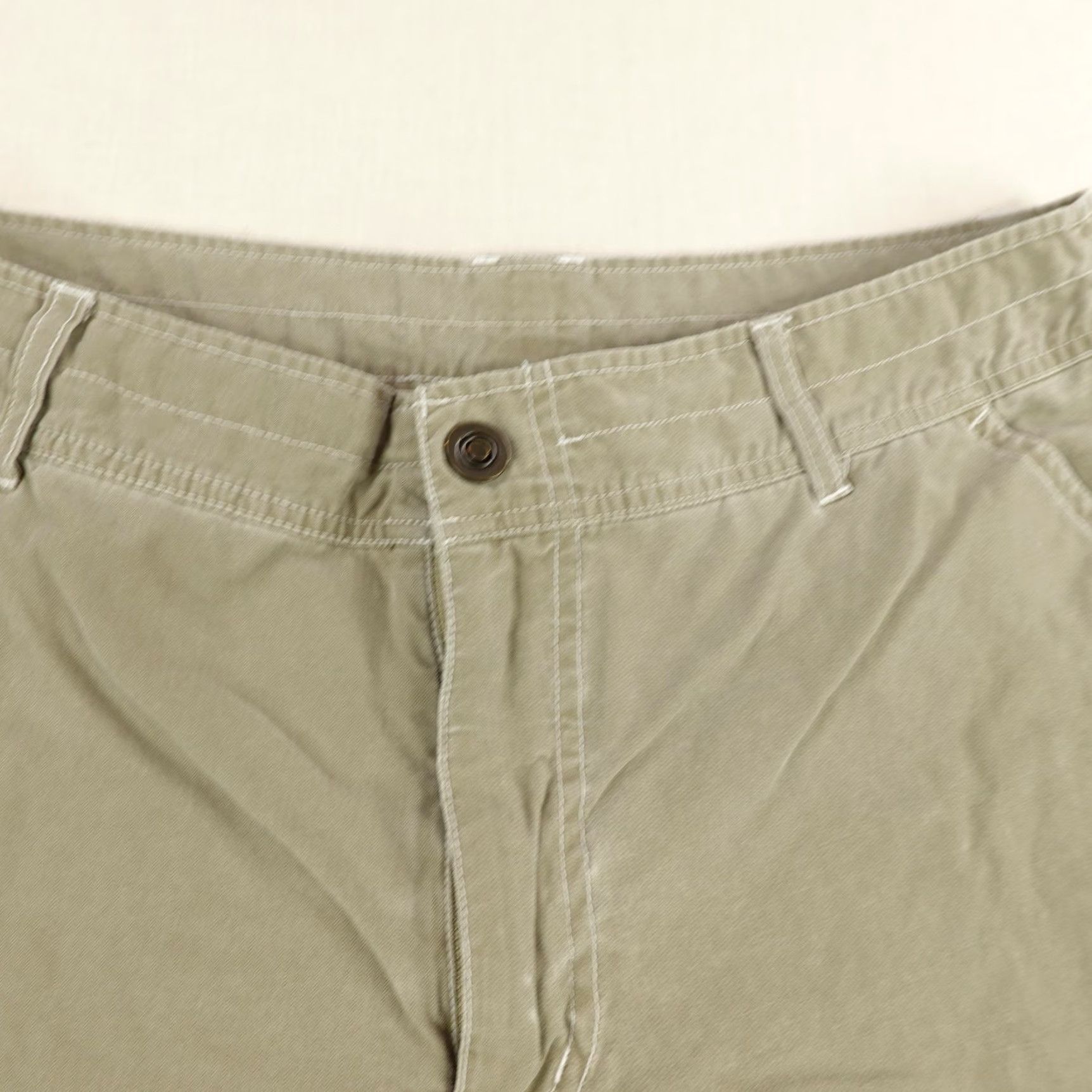 Vintage VINTAGE Kuhl Cargo Shorts Mens 34 Beige Casual Hiking Workwear Outdoor Cotton Breathable Quick Dry Size US 34 / EU 50 - 4 Thumbnail
