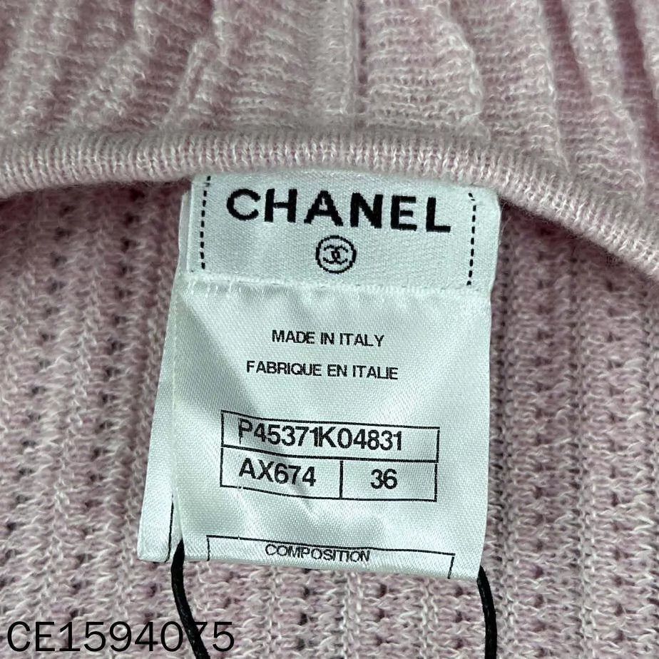 Chanel Chanel Pink Pleated Cashmere Knit Dress 36 Size XS / US 0-2 / IT 36-38 - 4 Thumbnail