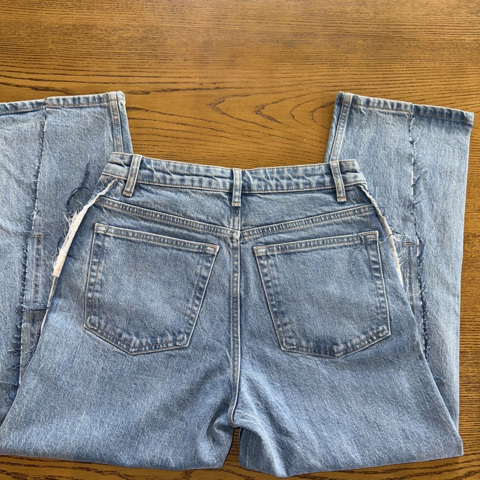 Topshop Frayed Raw Side Seam Jeans Sz 28x25 Light Wash Festival EUC Size 28" / US 6 / IT 42 - 6 Thumbnail