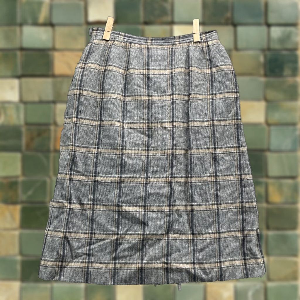 Pendleton VTG Pendleton Wool Skirt Women's 12* Academia Corp Office Modest Preppy Made USA Shirt? Size 34" / US 12 / IT 48 - 1 Thumbnail