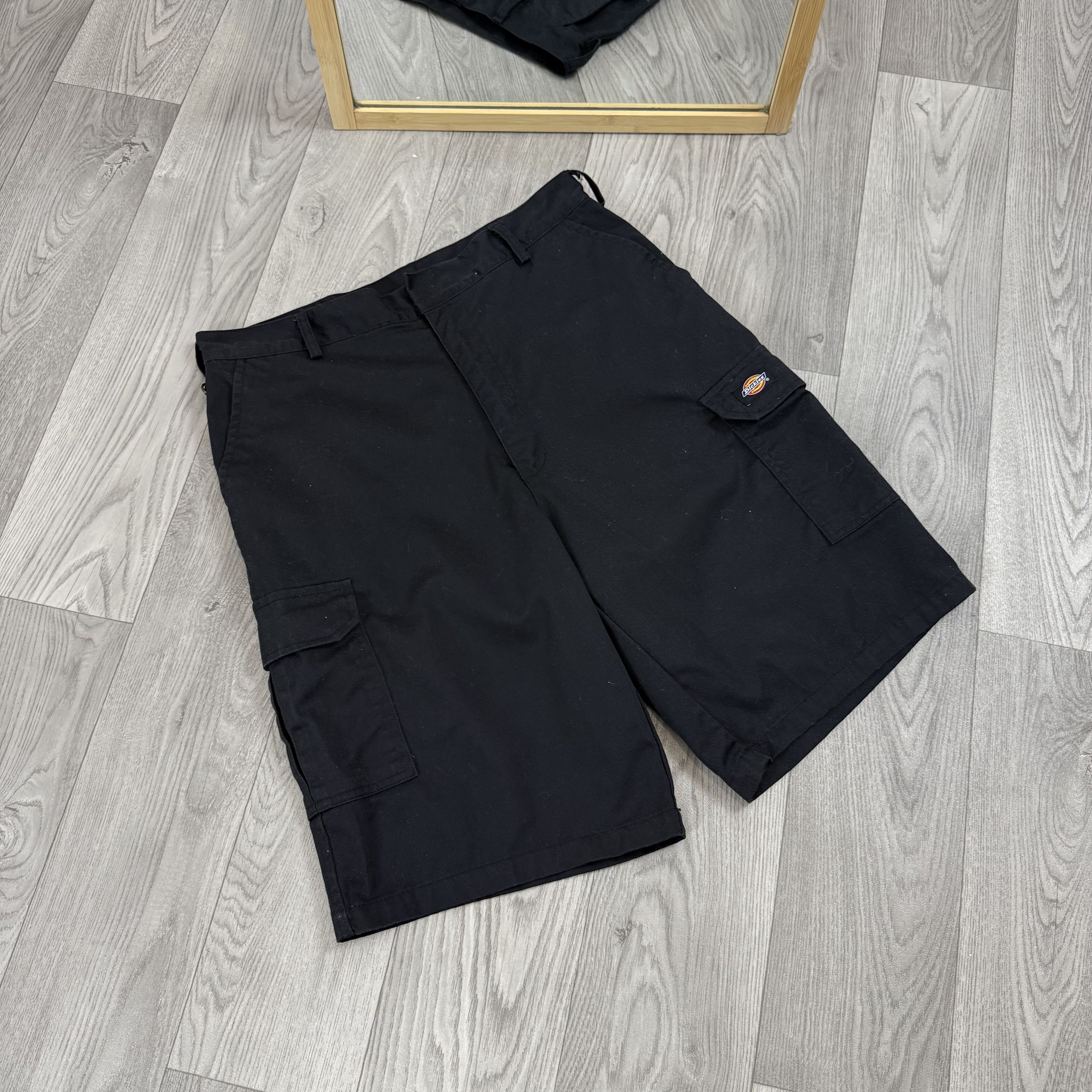 Dickies Vintage Dickies 90s Workwear Cargo Carpenter Black Shorts Size US 34 / EU 50 - 4 Thumbnail