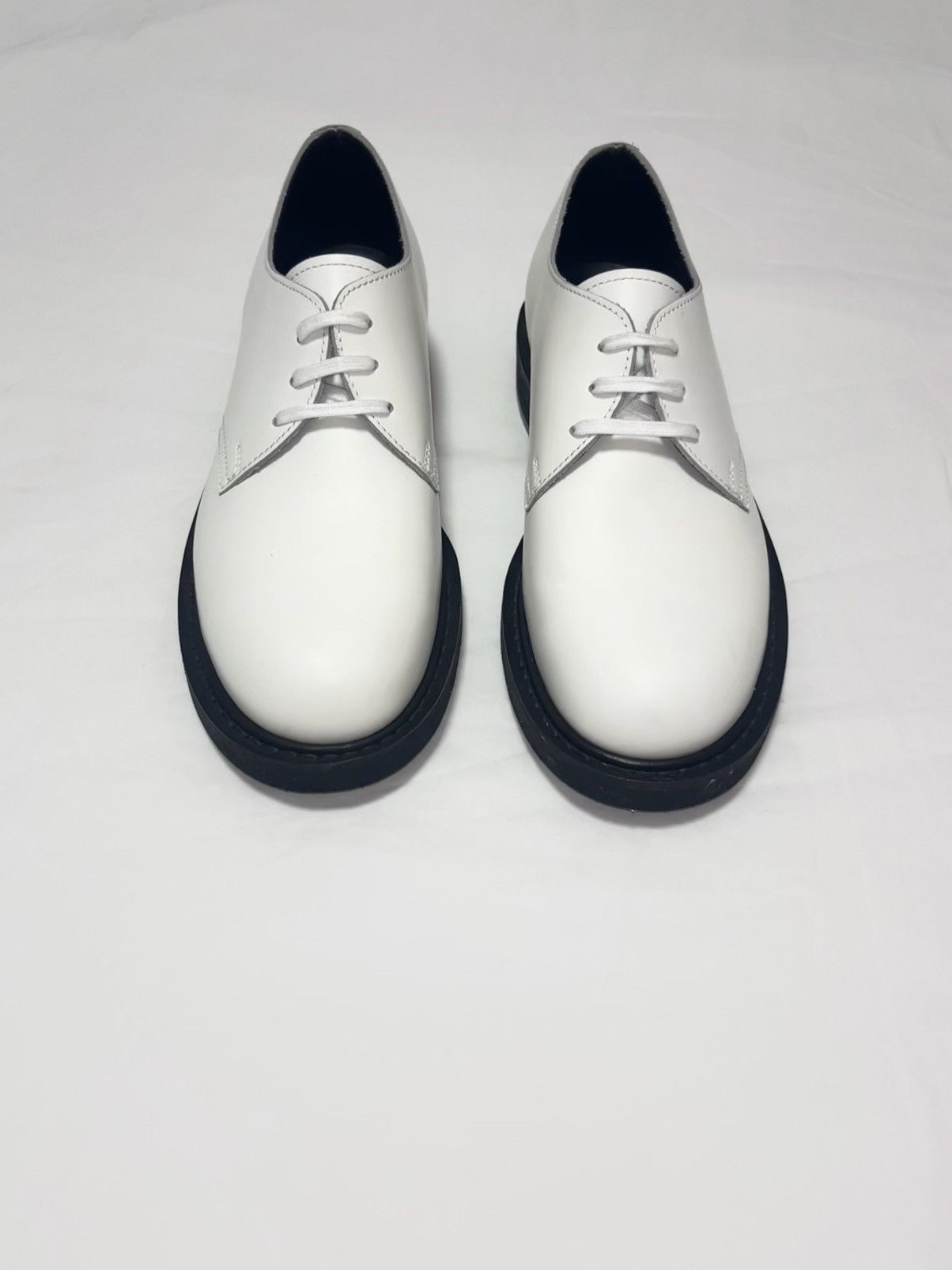 Comme des Garcons Comme Des Garçons White Shoes Size US 7 / IT 37 - 2 Thumbnail