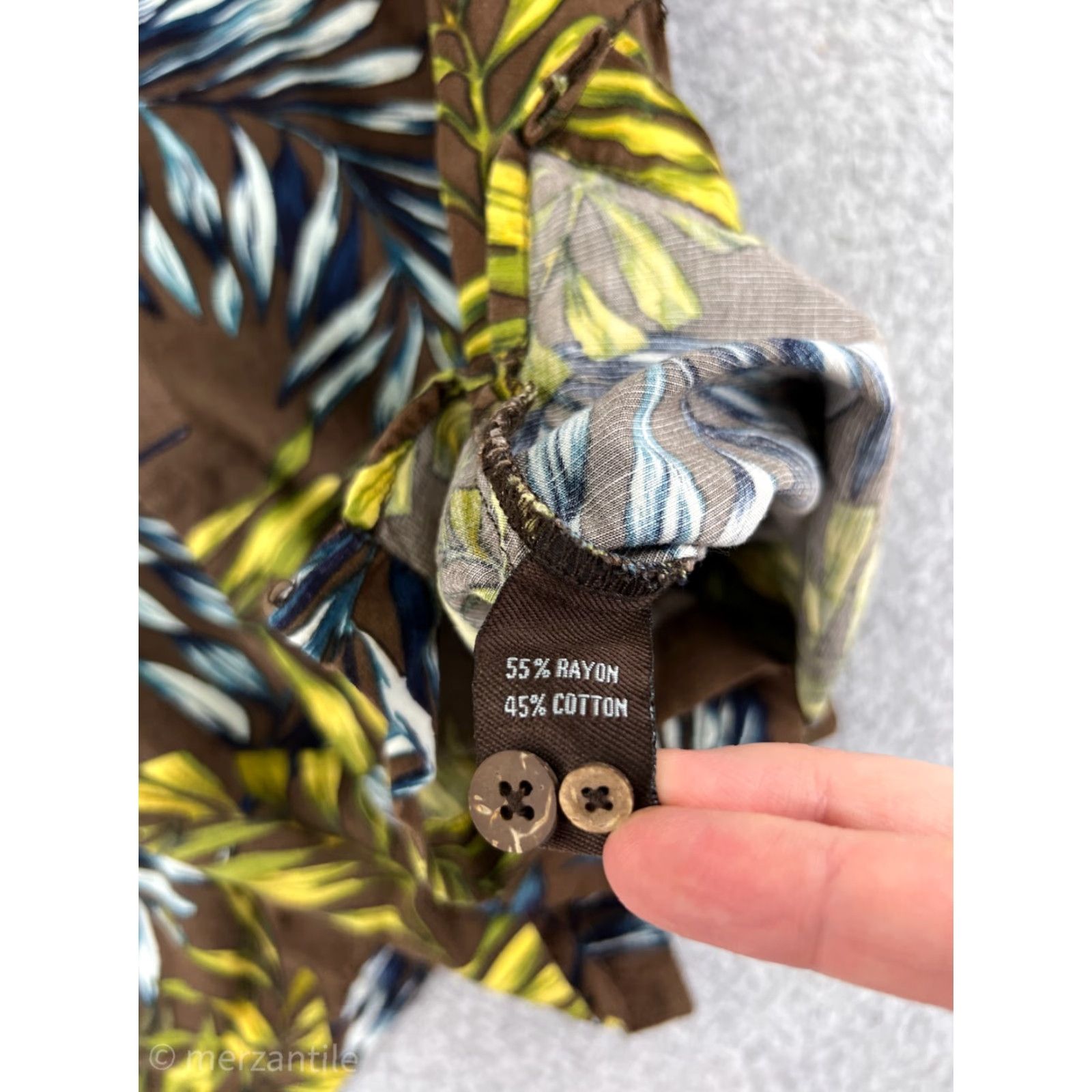 Vintage VINTAGE Milana Bay Shirt Men Medium Brown Palm Leaf Print Button Up Hawaiian Rayon Blend Size US M / EU 48-50 / 2 - 4 Thumbnail