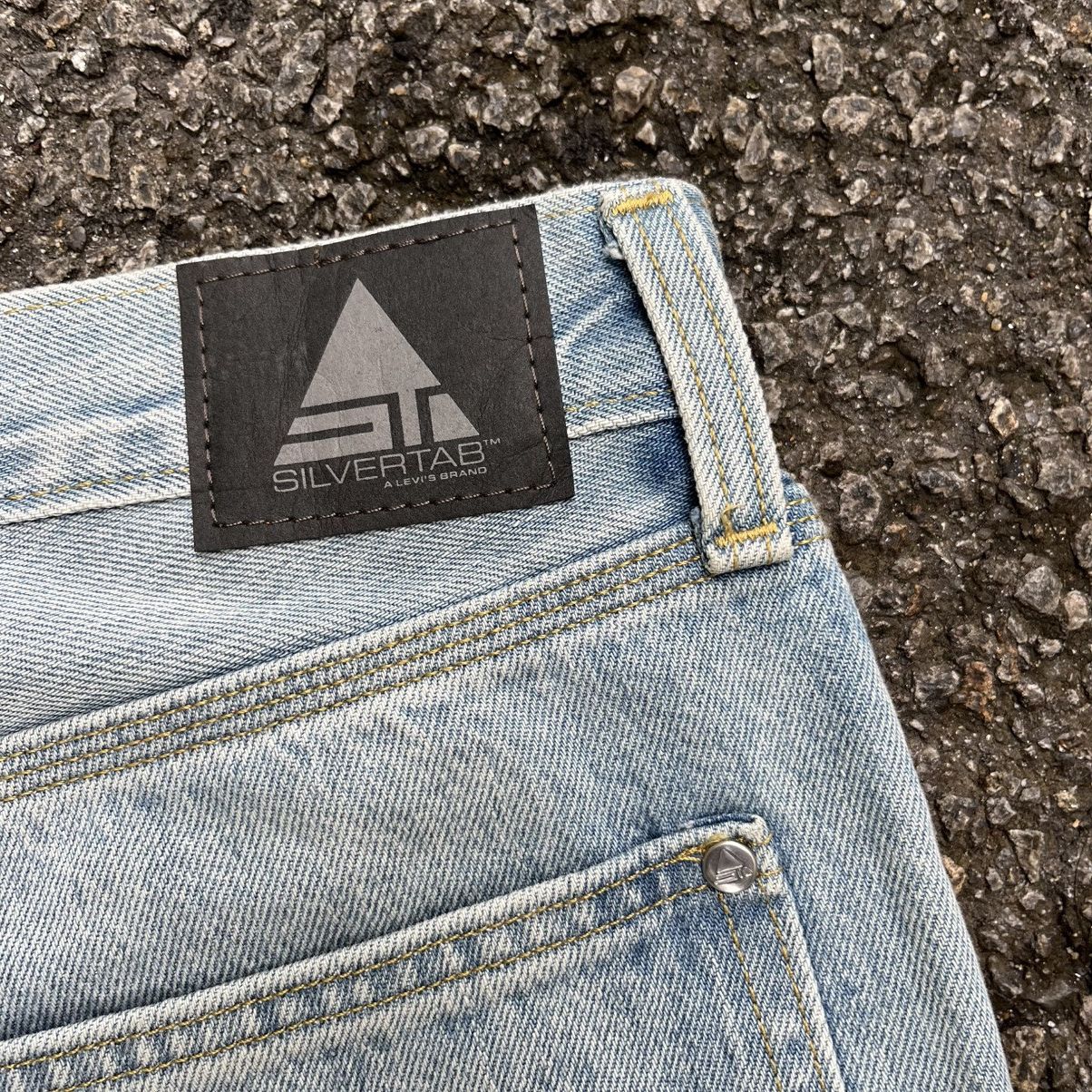 Levi's Levis Silvertab Baggy Jeans Light Blue Denim Carpenter Size US 33 - 11 Thumbnail