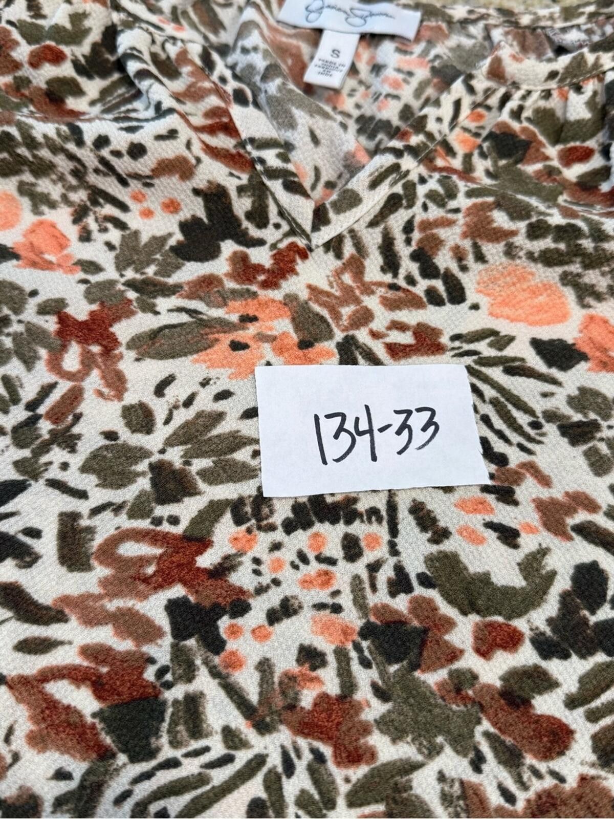 Other Jessica Simpson botanical top neutral hues long sleeves SM Size S / US 4 / IT 40 - 11 Thumbnail