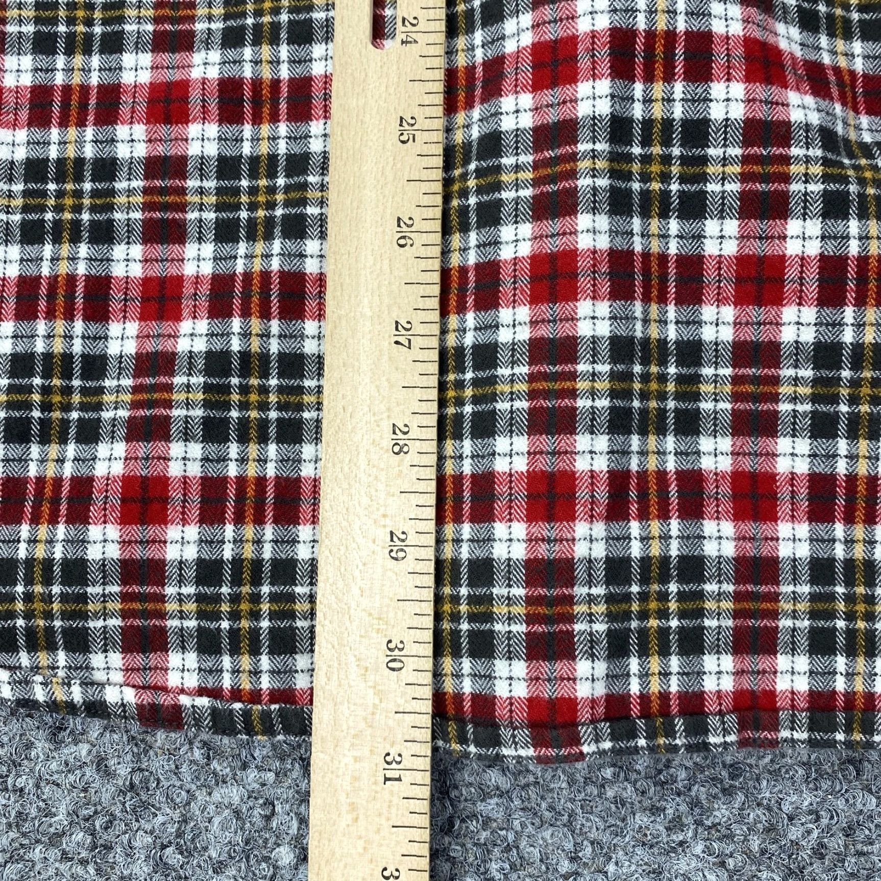 Eddie Bauer Eddie Bauer Shirt Mens XL Red Plaid Flannel Button-Down Long Sleeve Relaxed Fit Size US XL / EU 56 / 4 - 6 Thumbnail