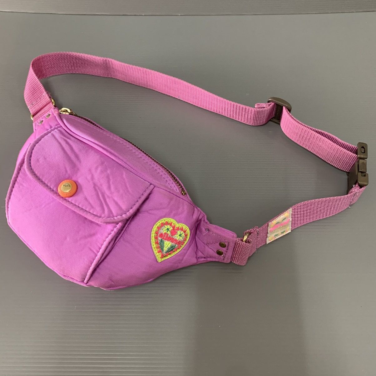 Ellesse 🔥‼️HOT ITEM‼️🔥Authentic Ellesse Pink Belt Bag Size ONE SIZE - 2 Thumbnail