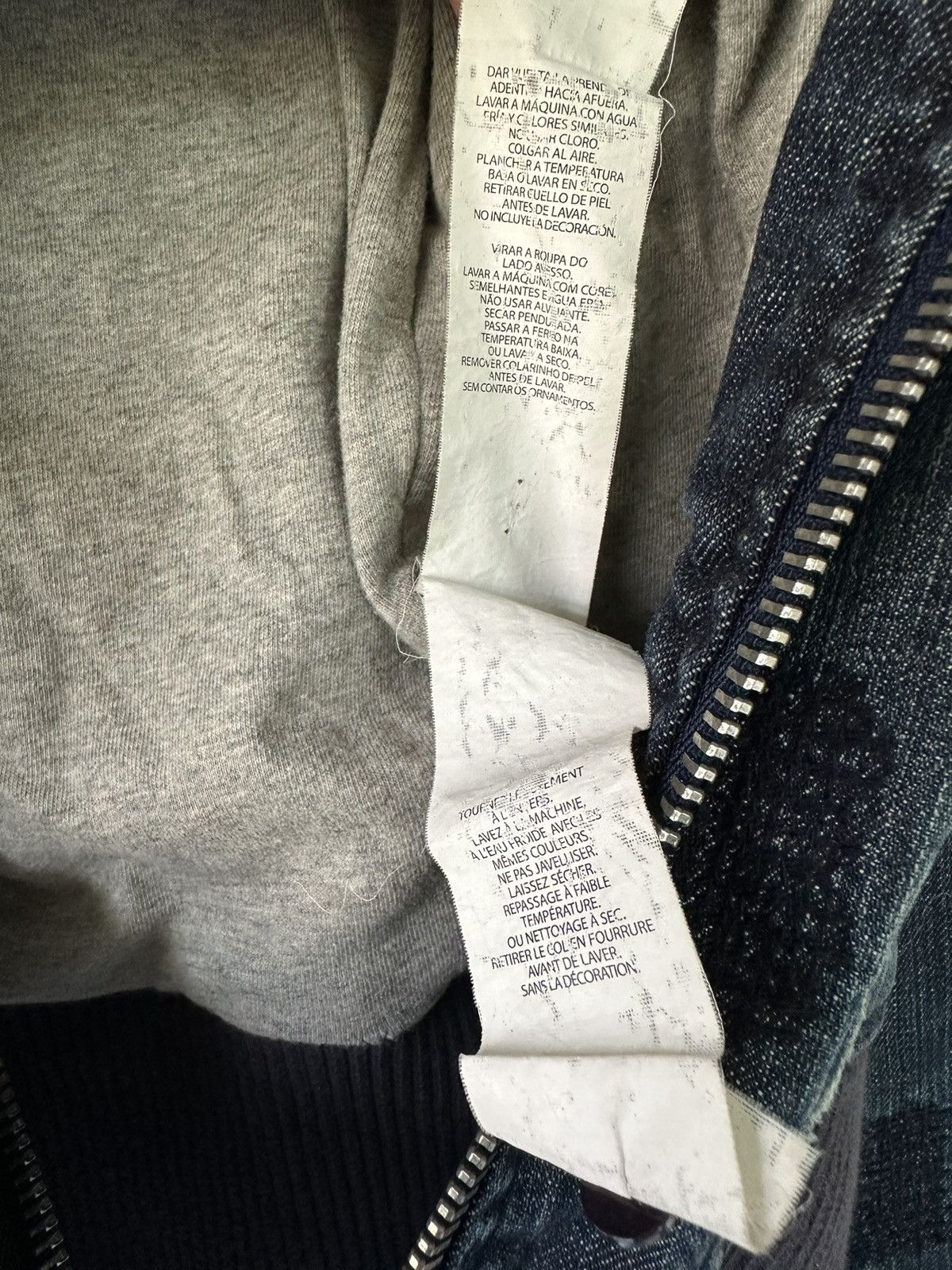 Armani Exchange 2000s VTG DISTRESSED ARMANI ZIP BUTTON STUDDED DENIM JACKET Size US XS / EU 42 / 0 - 17 Thumbnail