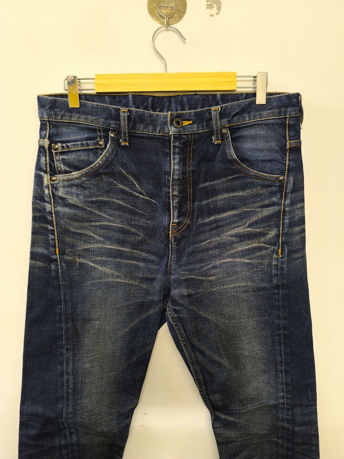 Isamu Katayama Backlash Isamu Katayama Backlash Skinny Dirty Jeans Size US 33 - 3 Thumbnail