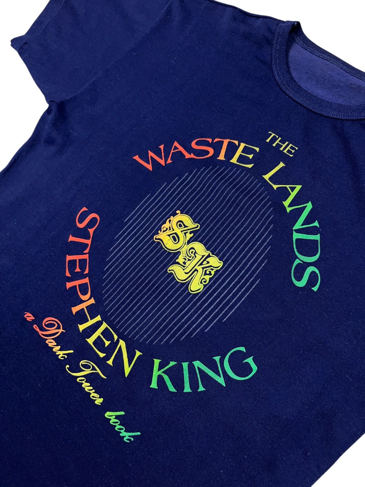 Expert Horror Vintage 90s Stephen King Waste Lands Dark Tower Book T-shirt Size US M / EU 48-50 / 2 - 3 Thumbnail