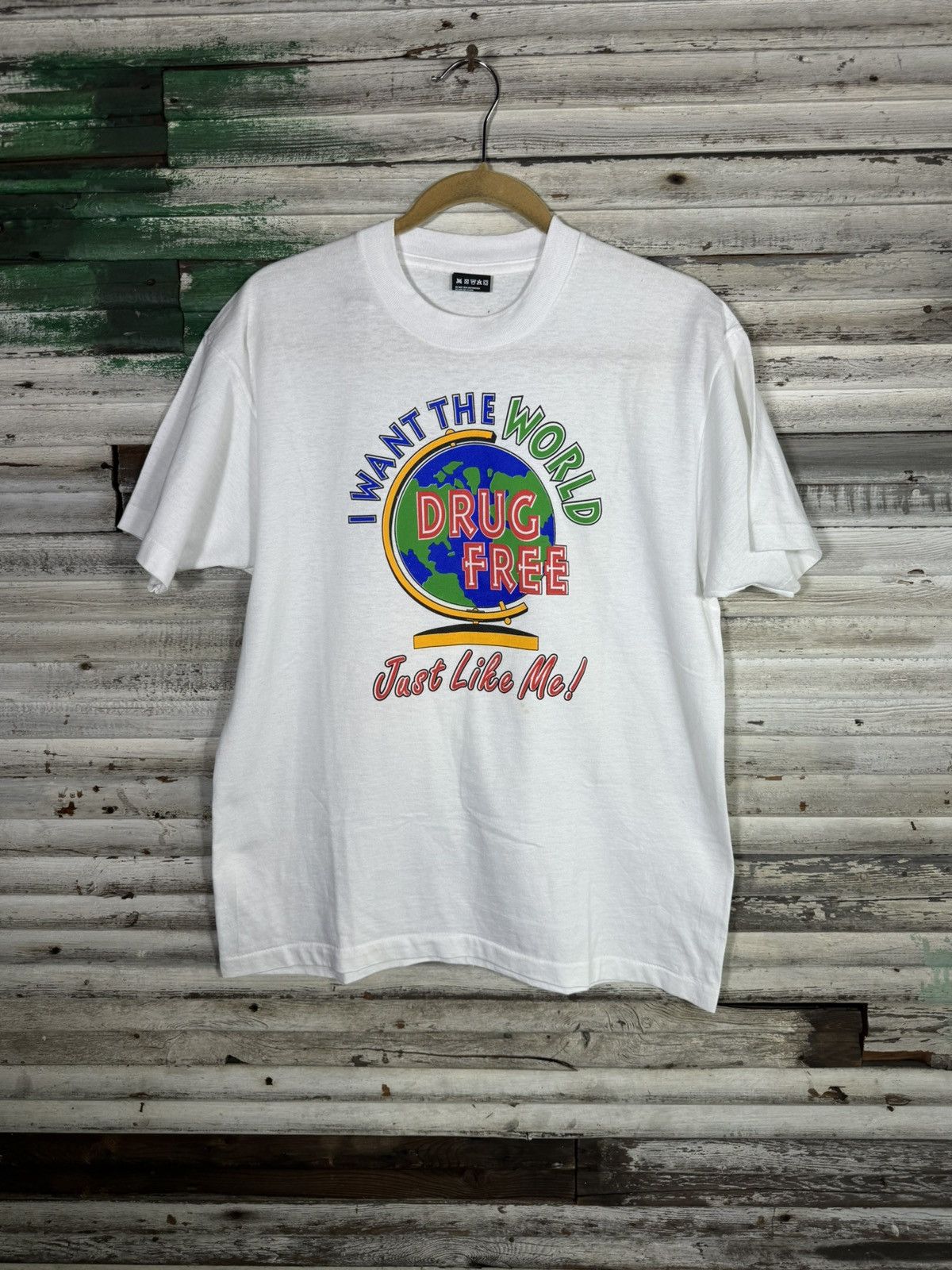Vintage Vintage I Want The World Drug Free Shirt Size US L / EU 52-54 / 3 - 1 Thumbnail