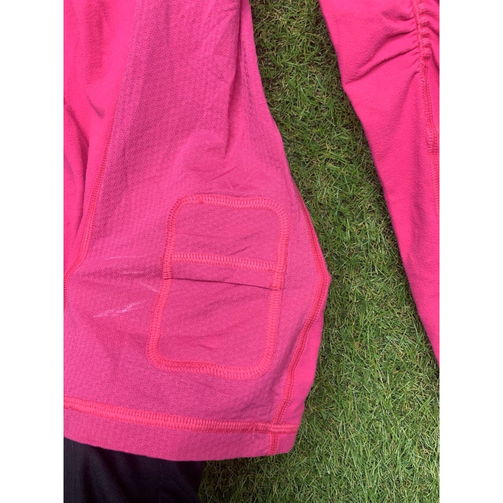 Lululemon Lululemon Shirt Womens Small Magenta Run Trail Tech Long Sleeve Shawl Collar Size S / US 4 / IT 40 - 3 Thumbnail