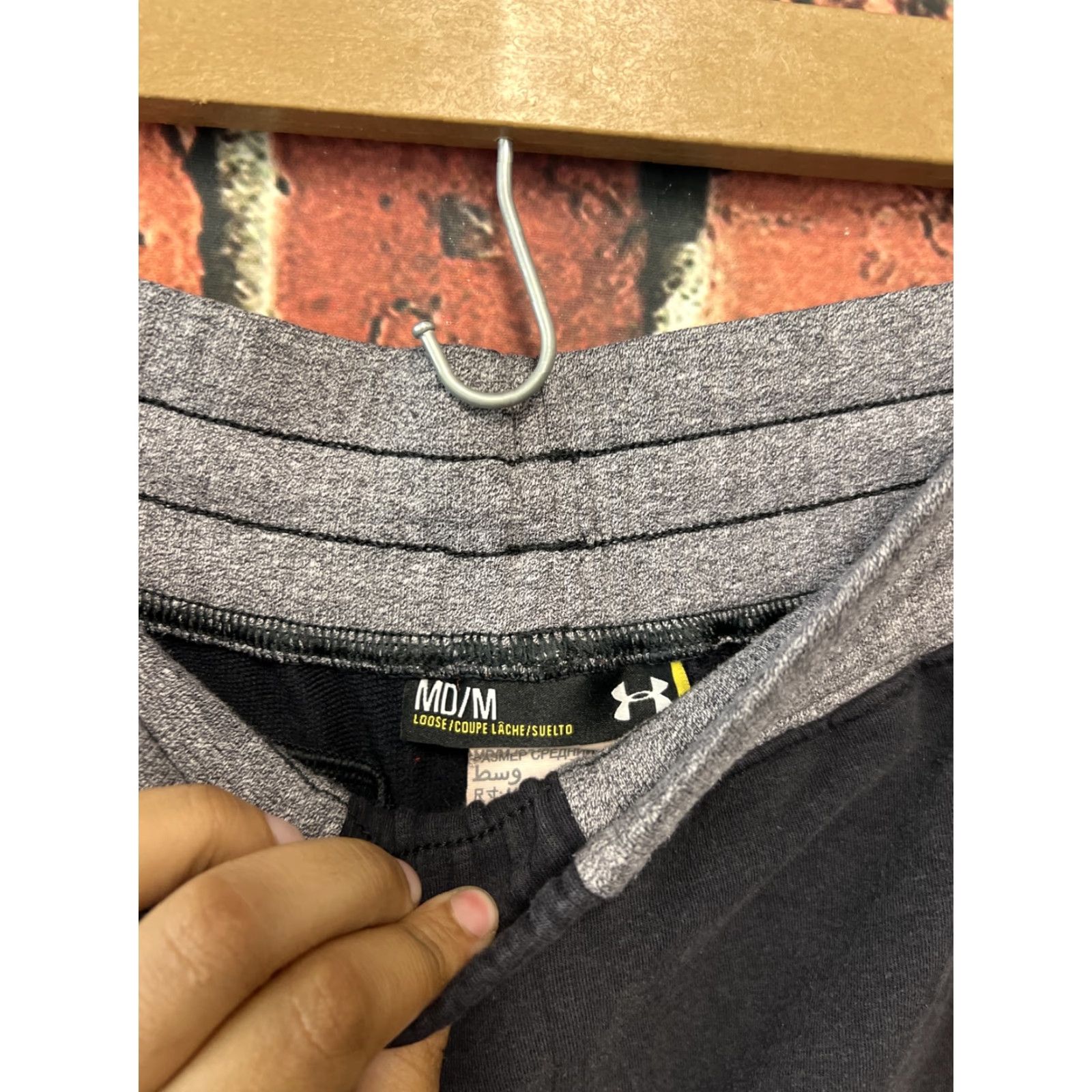 Under Armour Under Armour Sweat Shorts Mens Cotton Black Gray Medium Multicolor Camouflage Logo Pockets Zipper Casual Workwear Regular Chino fleece fabric Size US 31 - 2 Thumbnail