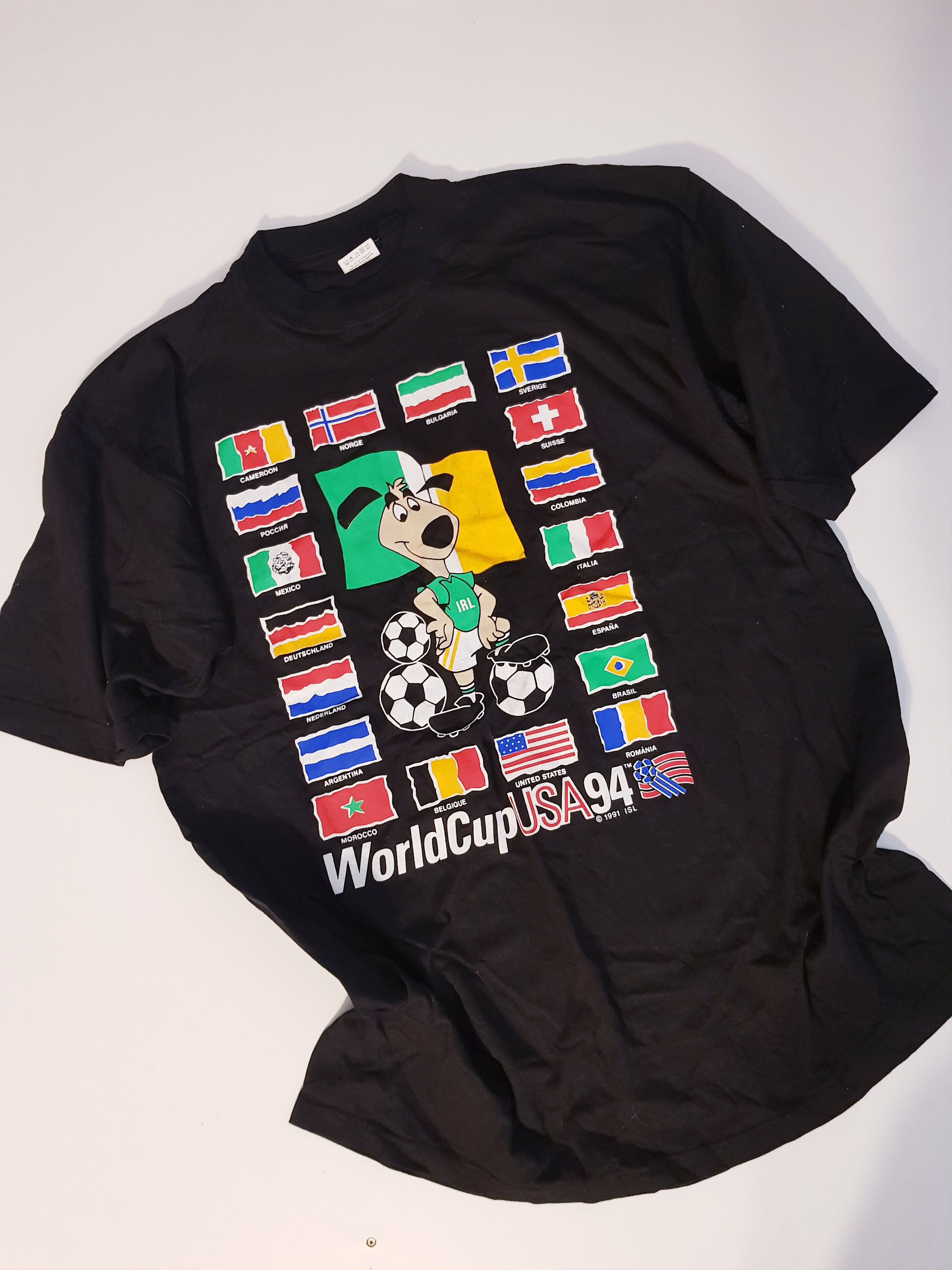 Other World Cup USA 94 Vintage Tee 1991 All Nations Mascot Black L Size US L / EU 52-54 / 3 - 1 Thumbnail
