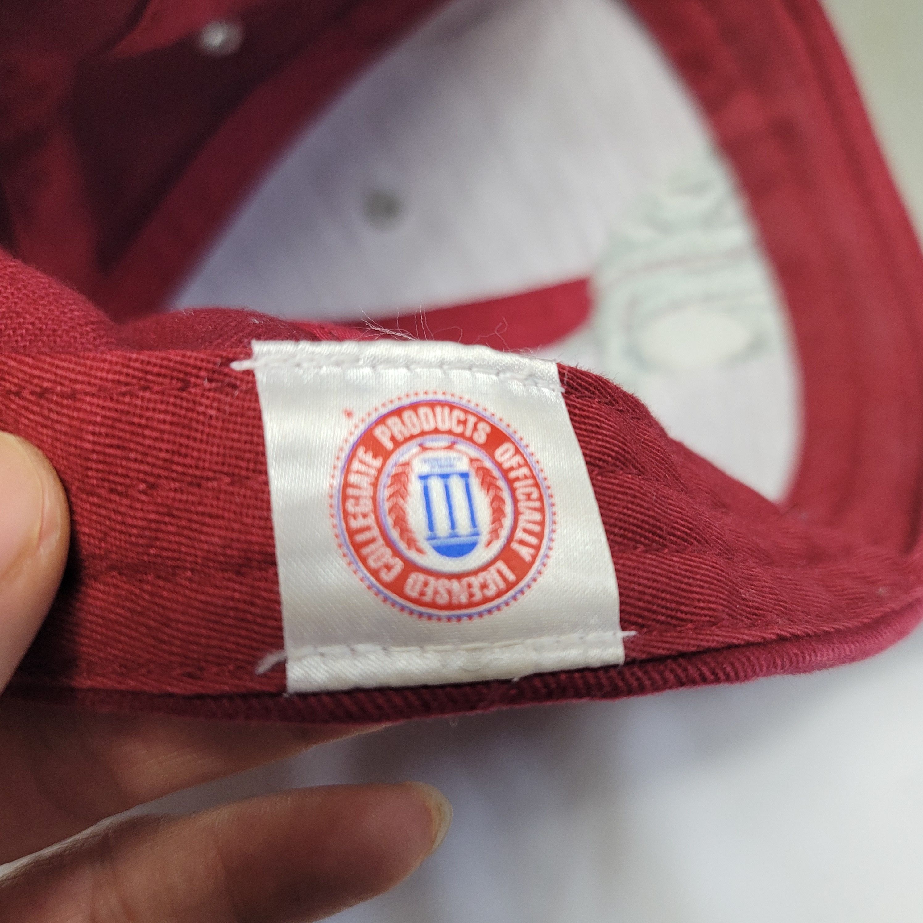 NCAA Washington State Cougars Red Baseball Cap WSU Size ONE SIZE - 4 Thumbnail