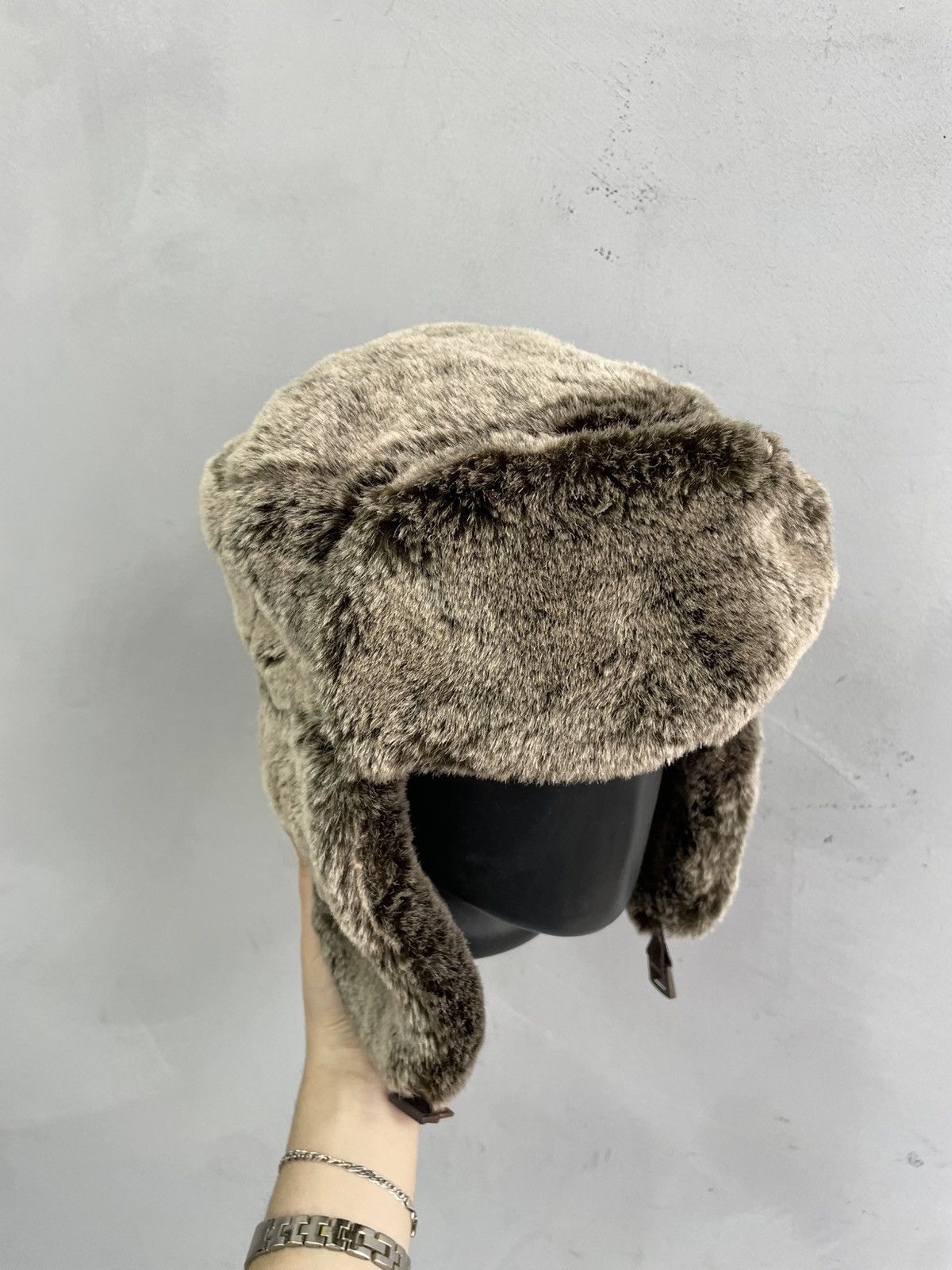 Hysteric Glamour Rare y2k fir fuzzy hysteric glamour hat cap Ushanka Size ONE SIZE - 6 Thumbnail