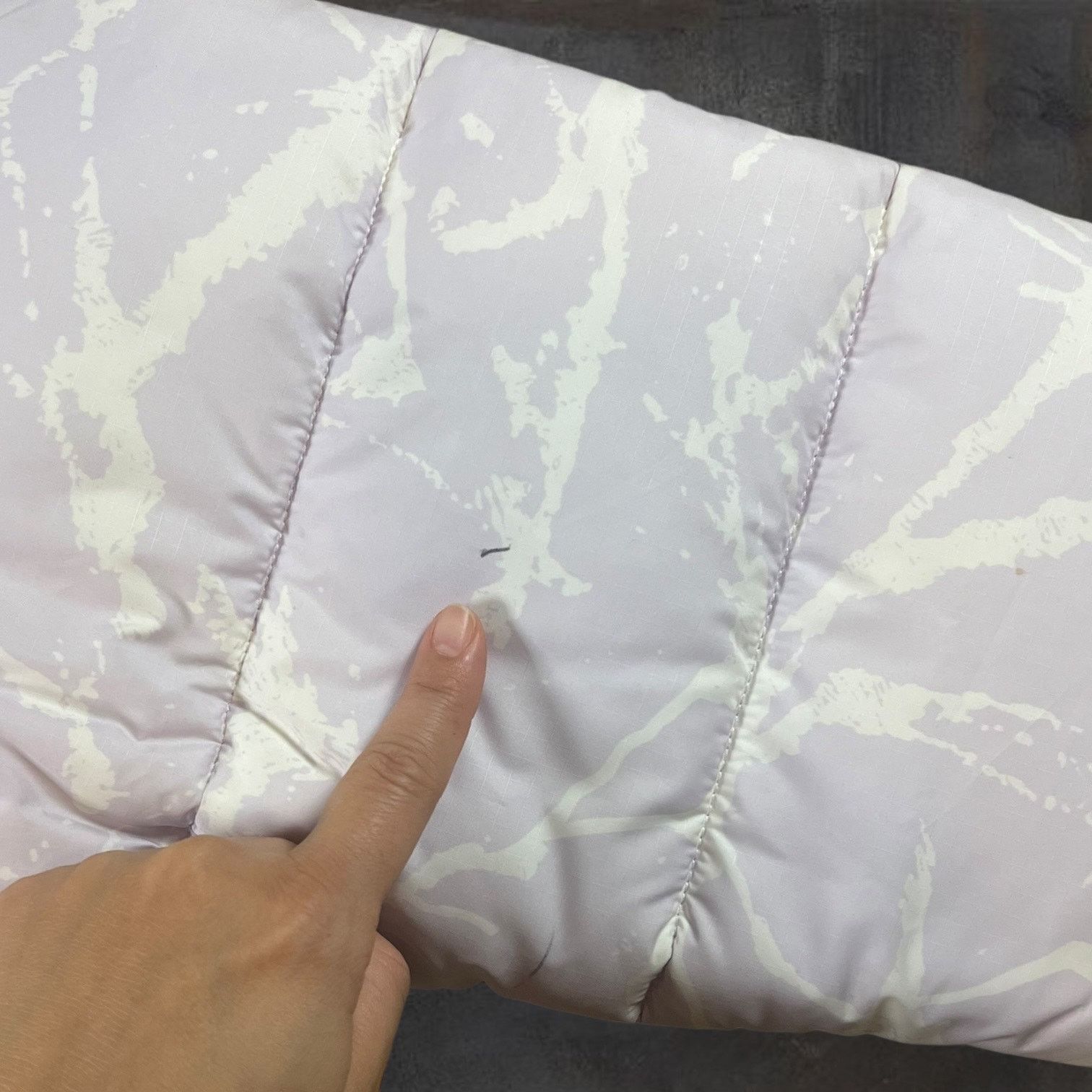 The North Face The North Face Womens M Puffer Lavender Splatter Relaxed Fit Size M / US 6-8 / IT 42-44 - 6 Thumbnail