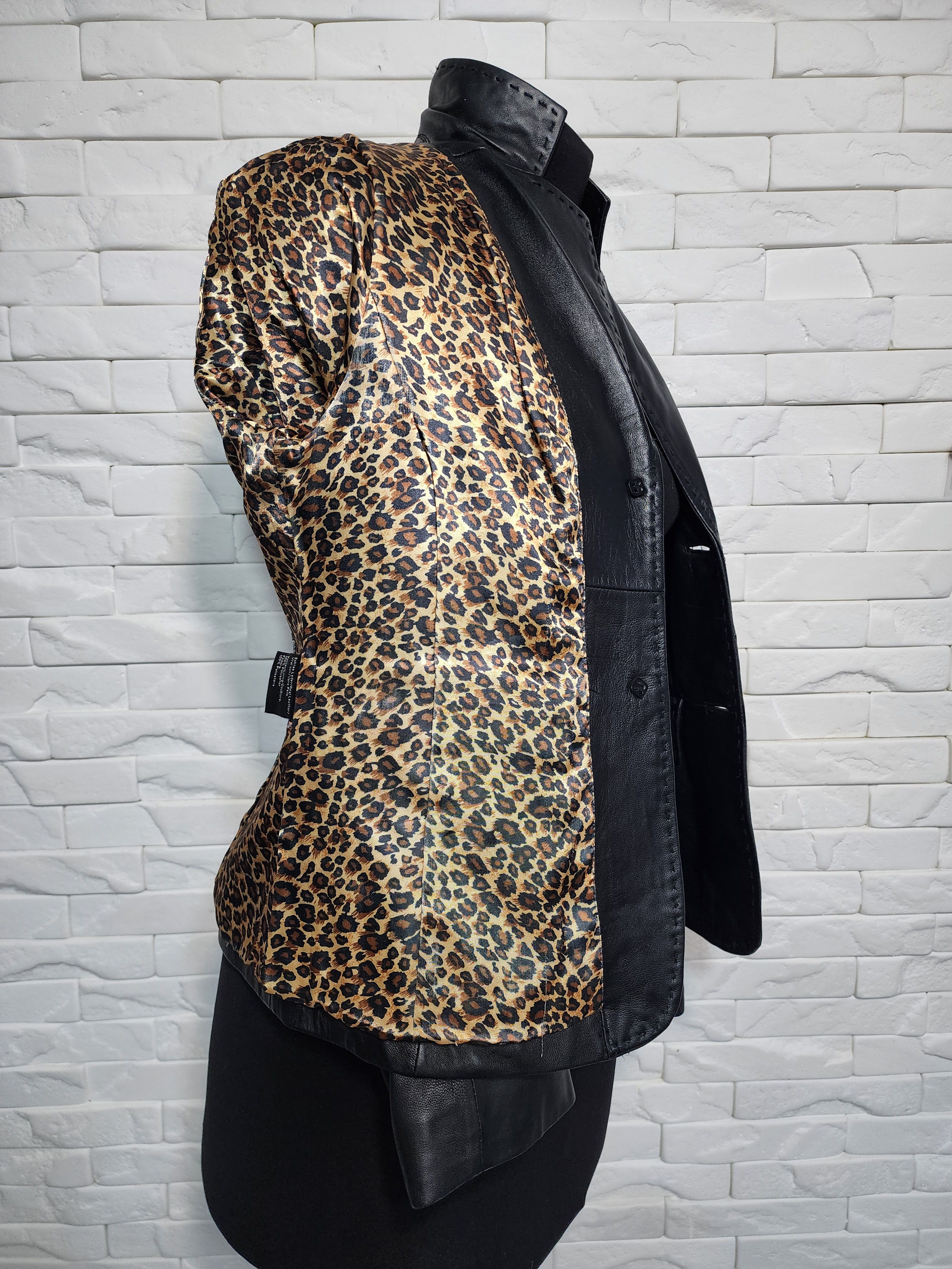 Other Black Genuine Leather Jacket: Women's Button-Up Blazer Size M / US 6-8 / IT 42-44 - 9 Thumbnail
