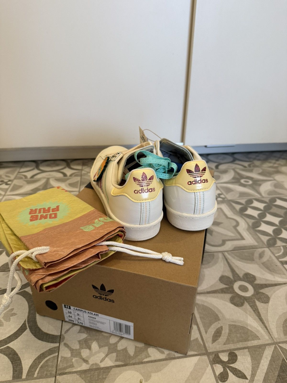 Adidas Adidas campus kolam Size US 11 / EU 44 - 3 Thumbnail