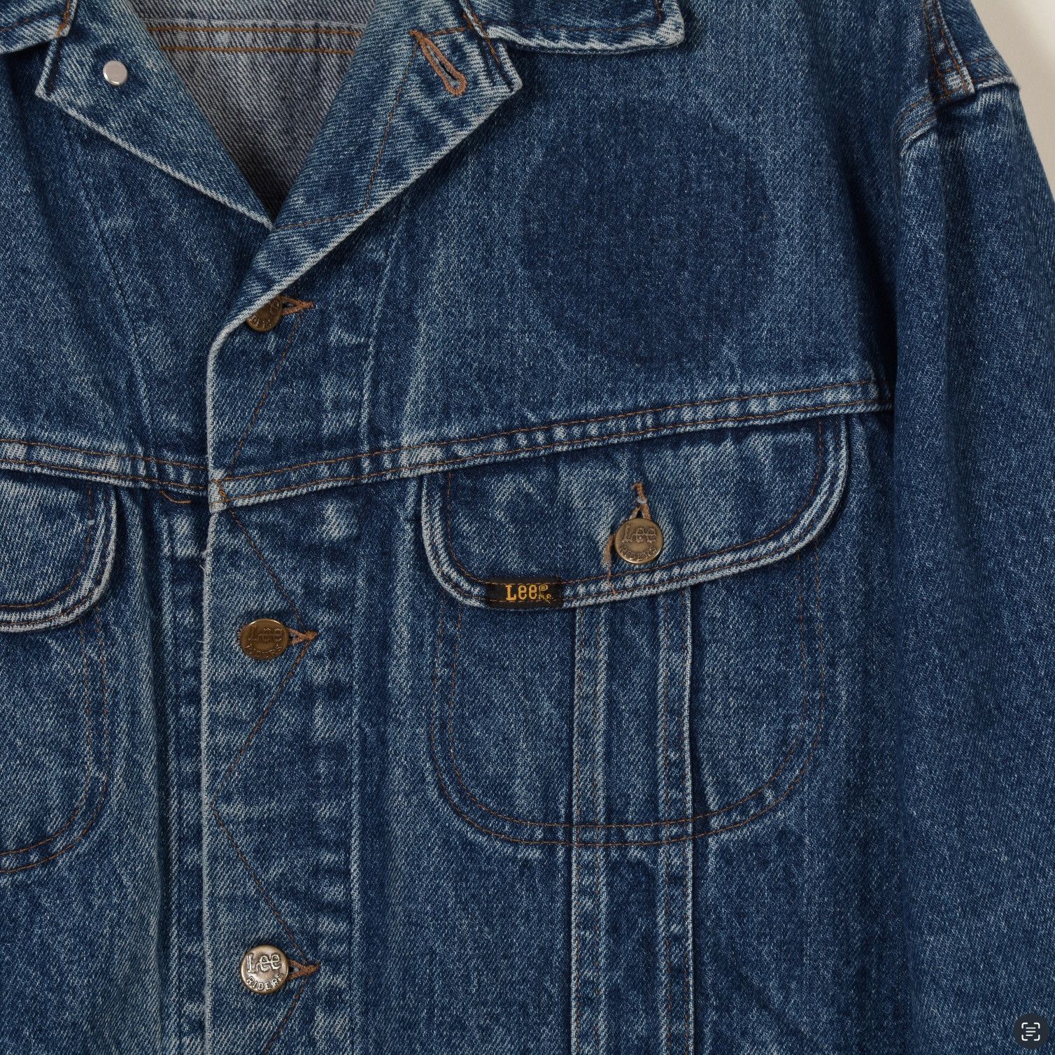 Lee Vintage denim trucker jacket by Lee Riders USA 1980 (2324) Size US L / EU 52-54 / 3 - 3 Thumbnail