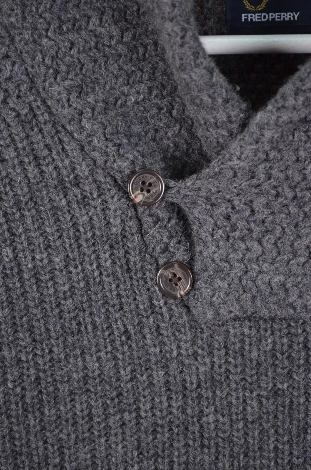 Fred Perry Fred Perry 100% Lambswool Knit Shawl Collar Sweater Size L Size US L / EU 52-54 / 3 - 6 Thumbnail
