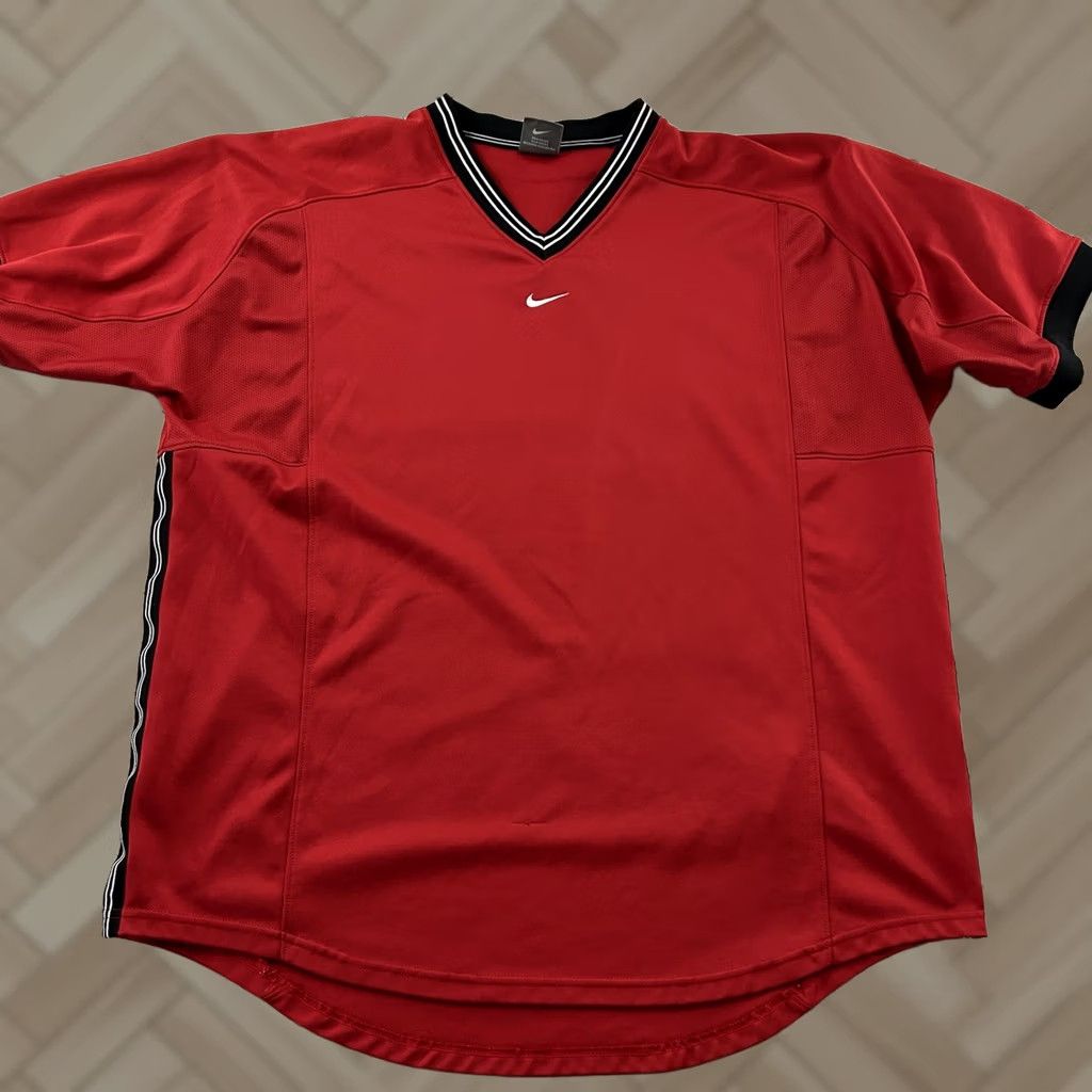 Nike VINTAGE Nike Center Check V Neck Short Sleeve Jersey Shirt Men XL Red Size US XL / EU 56 / 4 - 1 Thumbnail