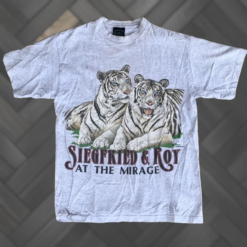 Habitat VINTAGE Habitat T-Shirt Mens Tiger 90s Graphic Print Gray Cotton At The Mirage Siegfried & Roy Size M Size US M / EU 48-50 / 2 - 1 Thumbnail