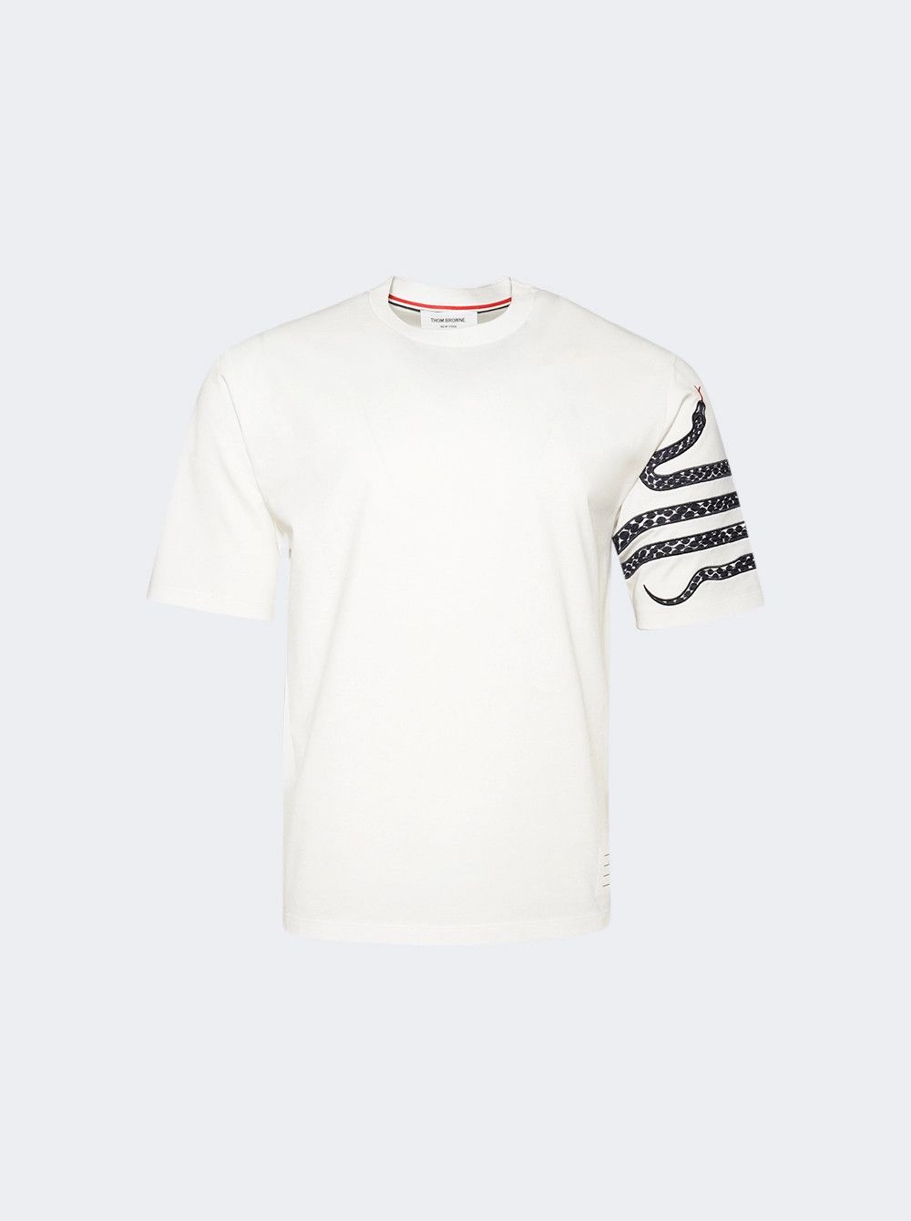 o1mle0326 Snake Embroidered Tee Shirt in White