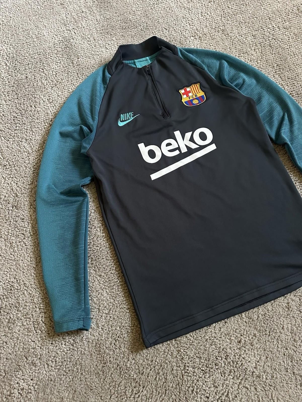 Nike 2019-20 Barcelona Nike 1/4 Zip Football Soccer Training Top Size US S / EU 44-46 / 1 - 2 Thumbnail