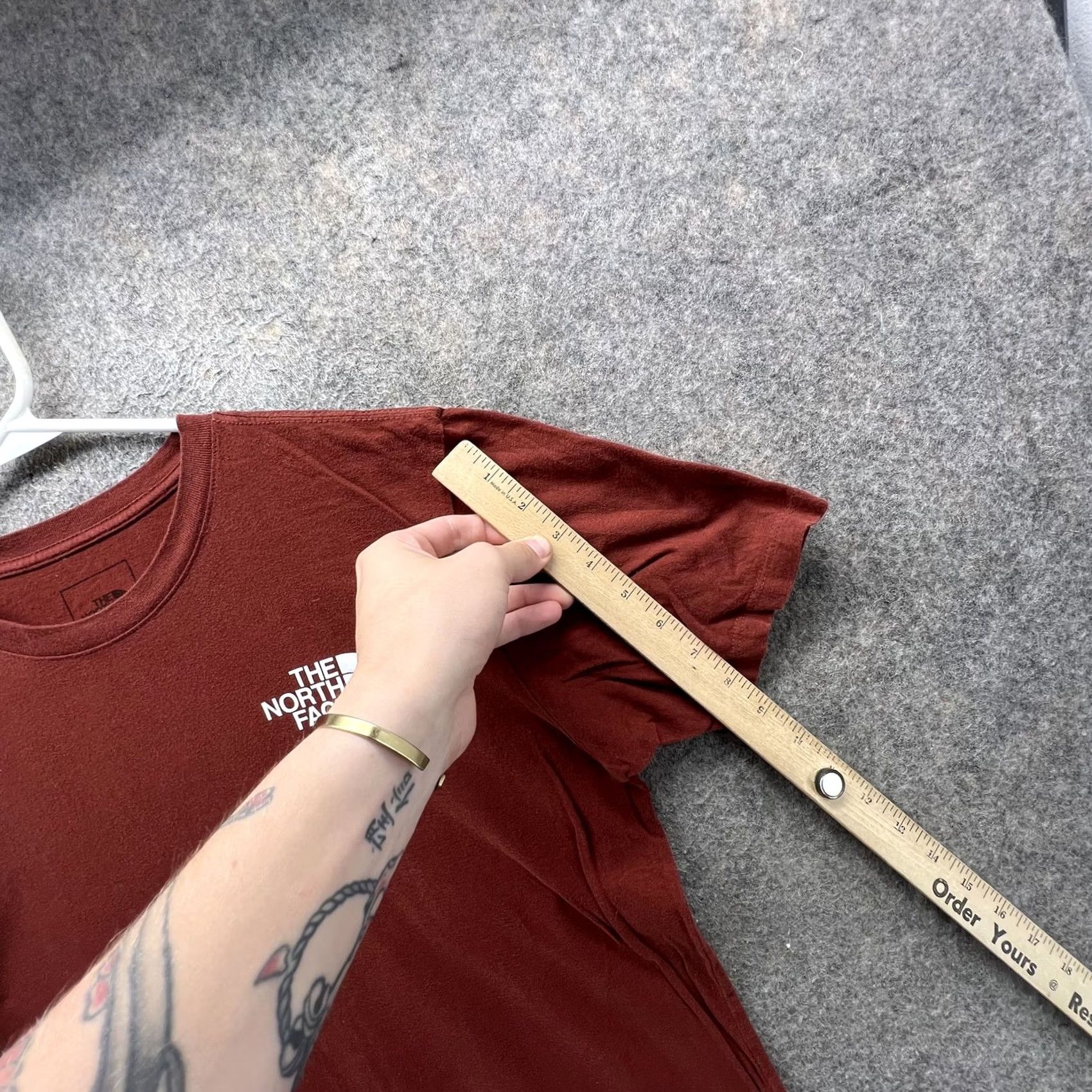 The North Face The North Face Shirt Mens M Red Small Logo Tagless Tee Outdoor Casual Shirt Size US M / EU 48-50 / 2 - 4 Thumbnail