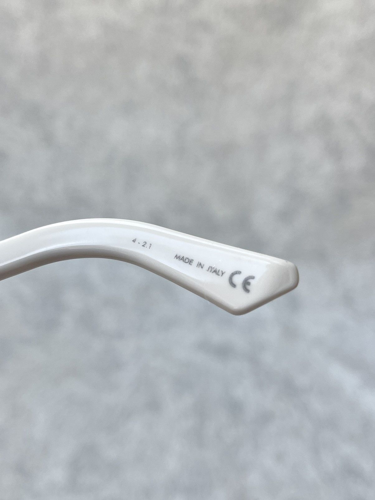 Dior Dior DiorBobbySport M1U Shield Sunglasses White Size ONE SIZE - 15 Thumbnail