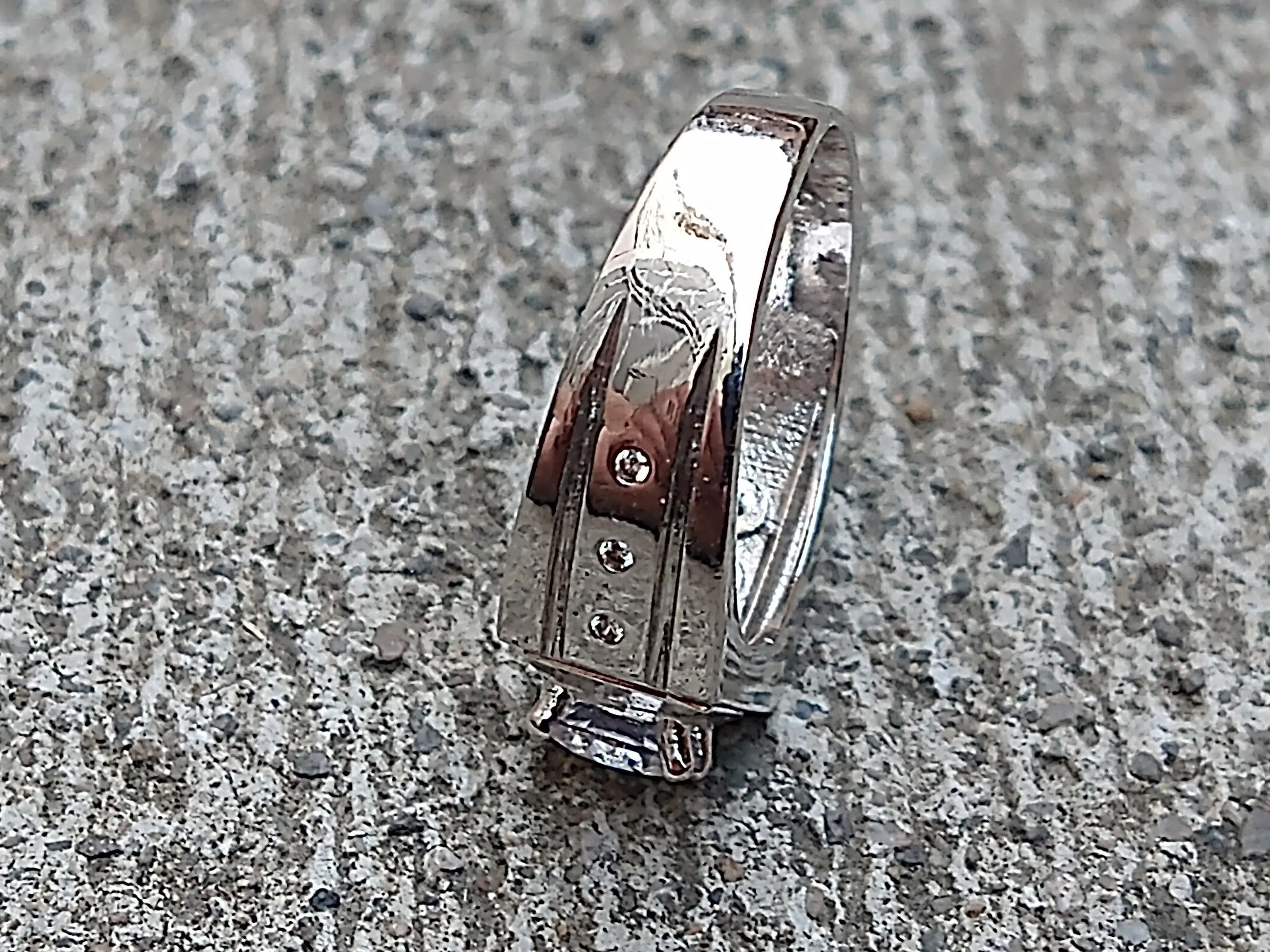 Sterling Silver Sterling Silver Ring Size 8.75 Clear CZ Round Band Size ONE SIZE - 8 Thumbnail