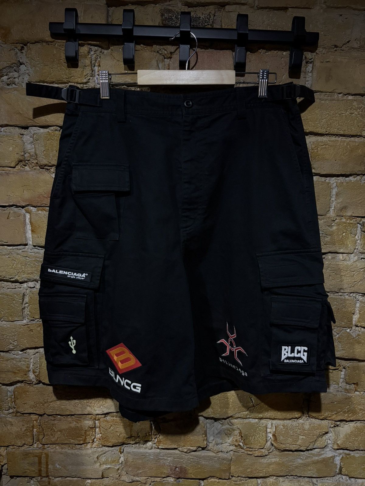 Balenciaga balenciaga gamer shorts Size US 32 / EU 48 - 1 Thumbnail