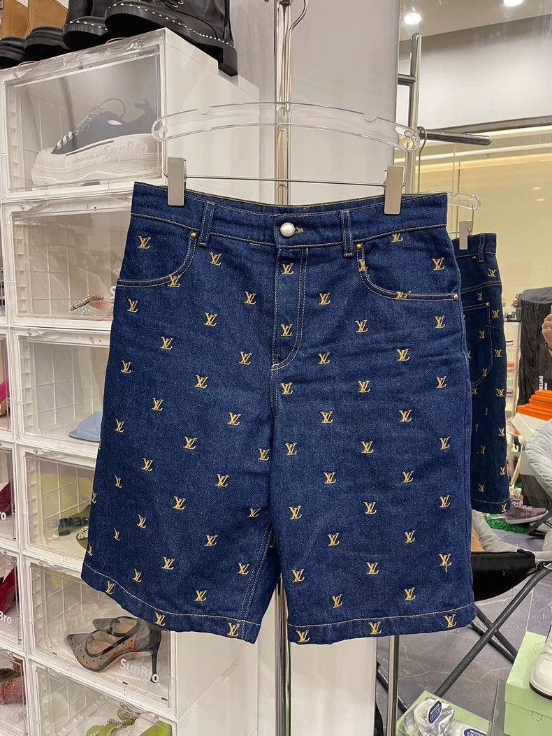 Louis Vuitton Louis Vuitton SS24 Pharrell Denim Shorts Size US 30 / EU 46 - 1 Thumbnail
