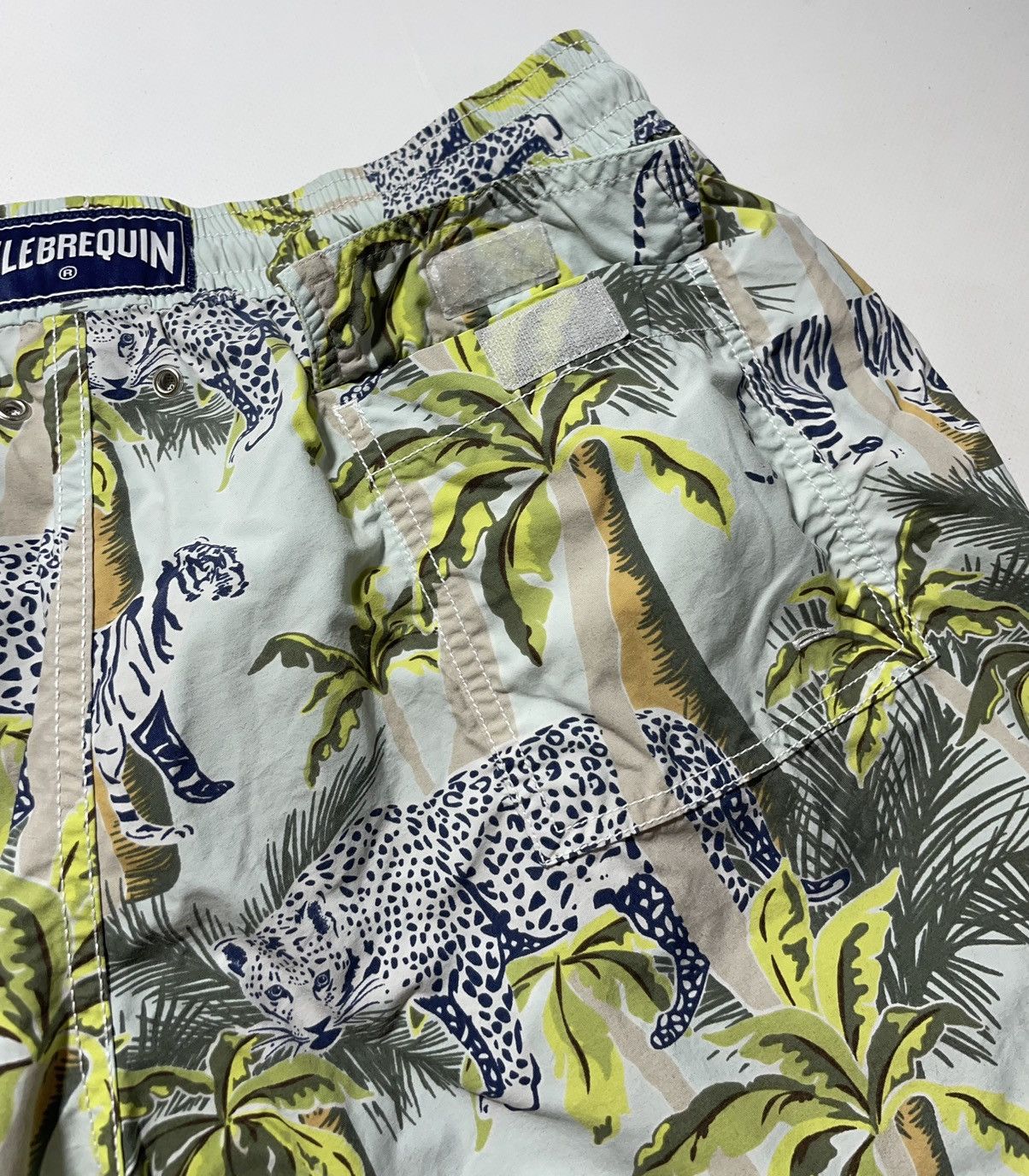 Vilebrequin Vilebrequin Printed Swim Shorts Size US 36 / EU 52 - 8 Thumbnail