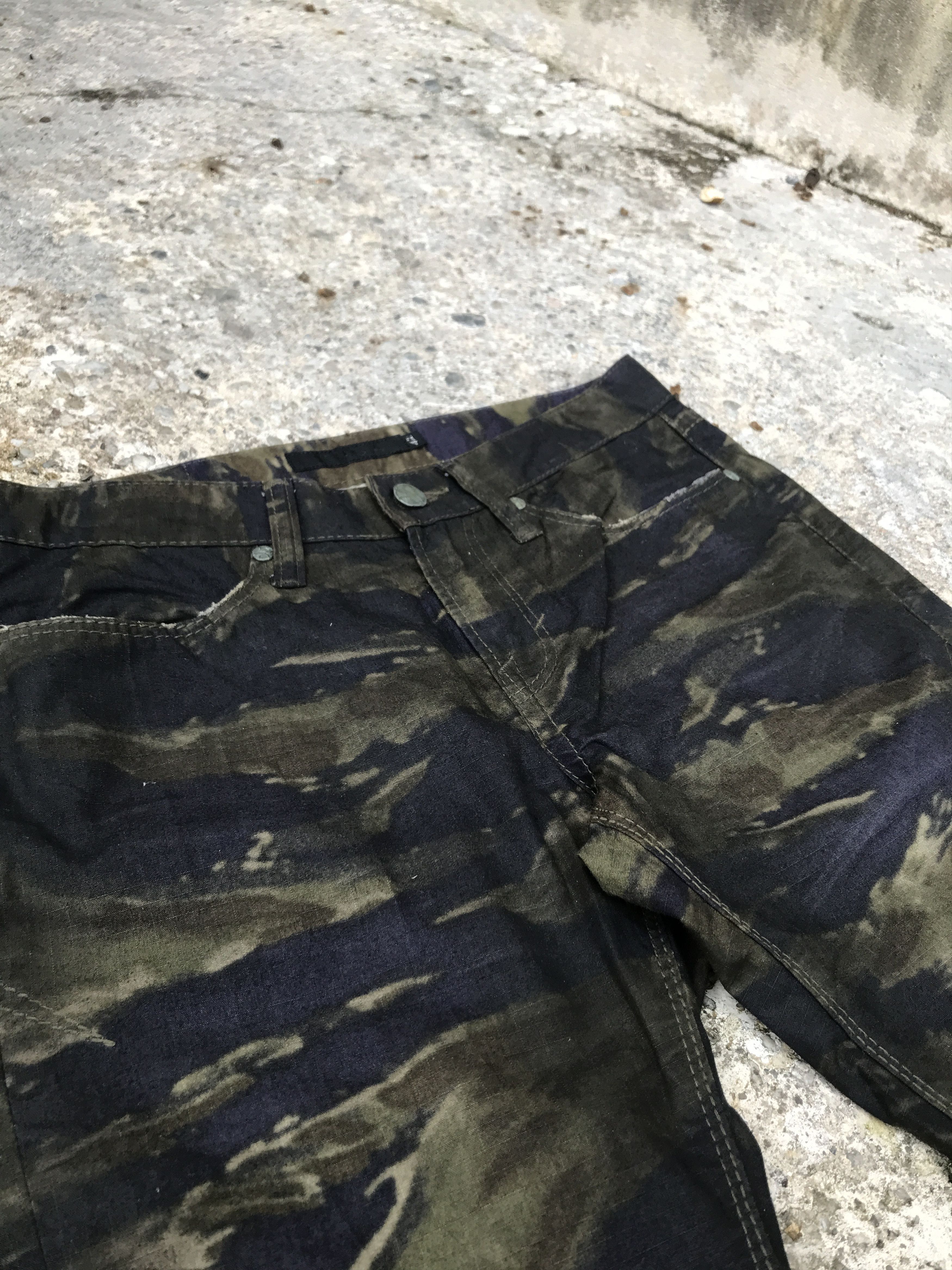 GOSTAR DE FUGA Fuga camo pant Size US 30 / EU 46 - 5 Thumbnail
