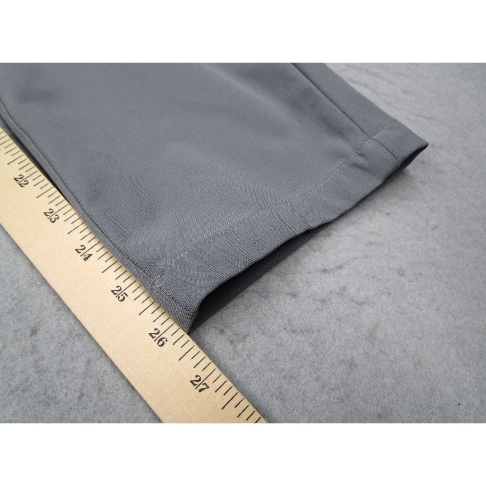Lululemon Lululemon Pants Mens 31 Gray Commission Slim Chino Flat Front 26 Inseam Regular 31W 26L Logo Slim Size US 31 - 5 Thumbnail