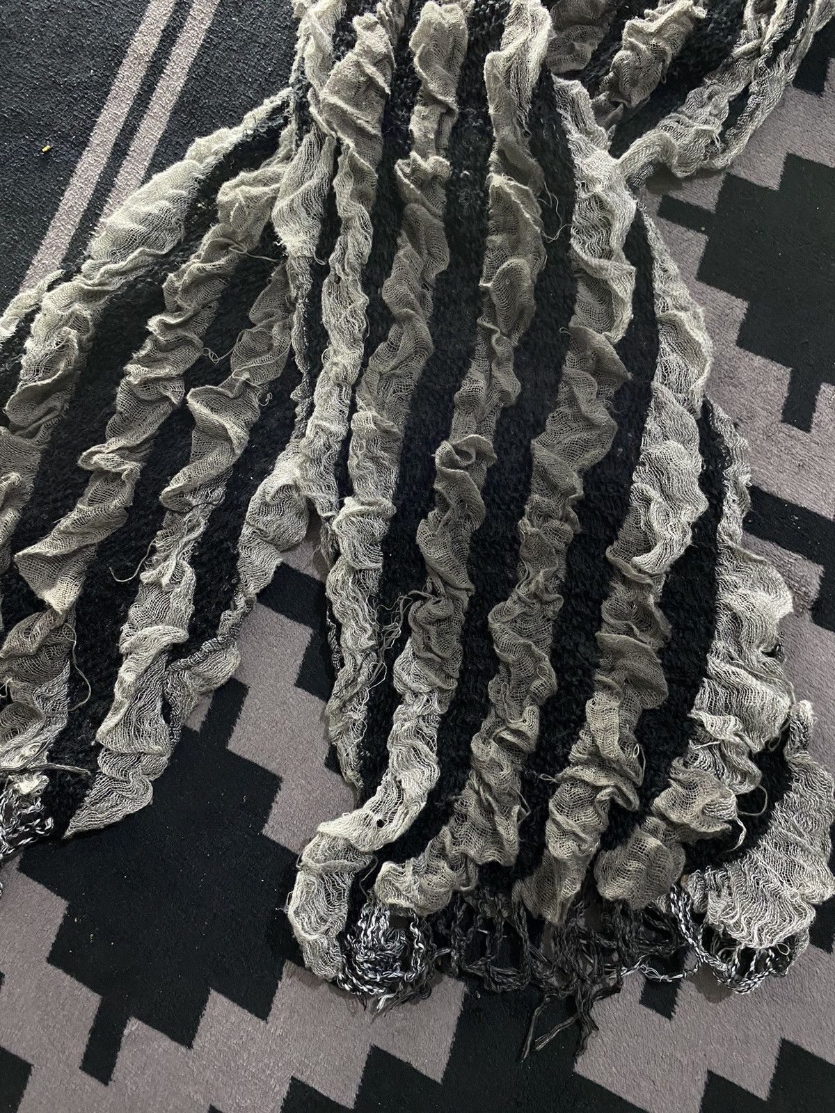 If Six Was Nine × Japanese Brand × Le Grande Bleu (L.G.B.) Japanese unknwn distressed scarves Size ONE SIZE - 3 Thumbnail