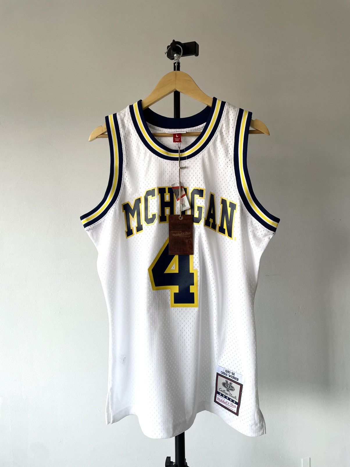 Mitchell & Ness Mitchell & Ness Michigan Chris Webber Jersey Size US L / EU 52-54 / 3 - 1 Thumbnail