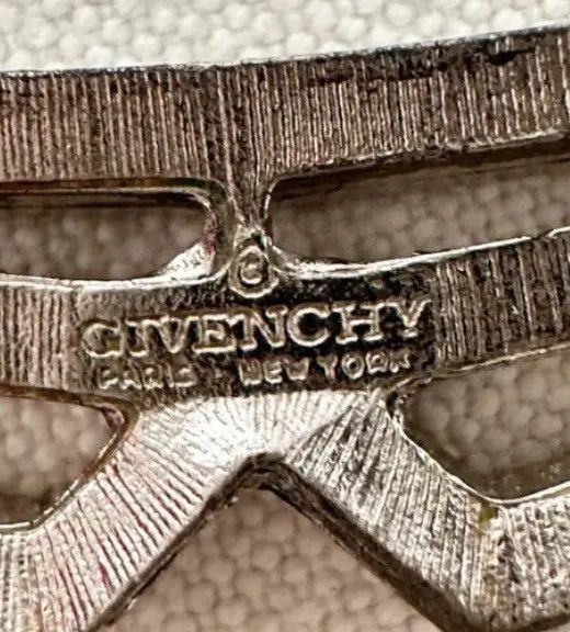 Givenchy Givenchy Necklace Chain Metal Pendant 70s Vintage EX0166 Size ONE SIZE - 7 Thumbnail