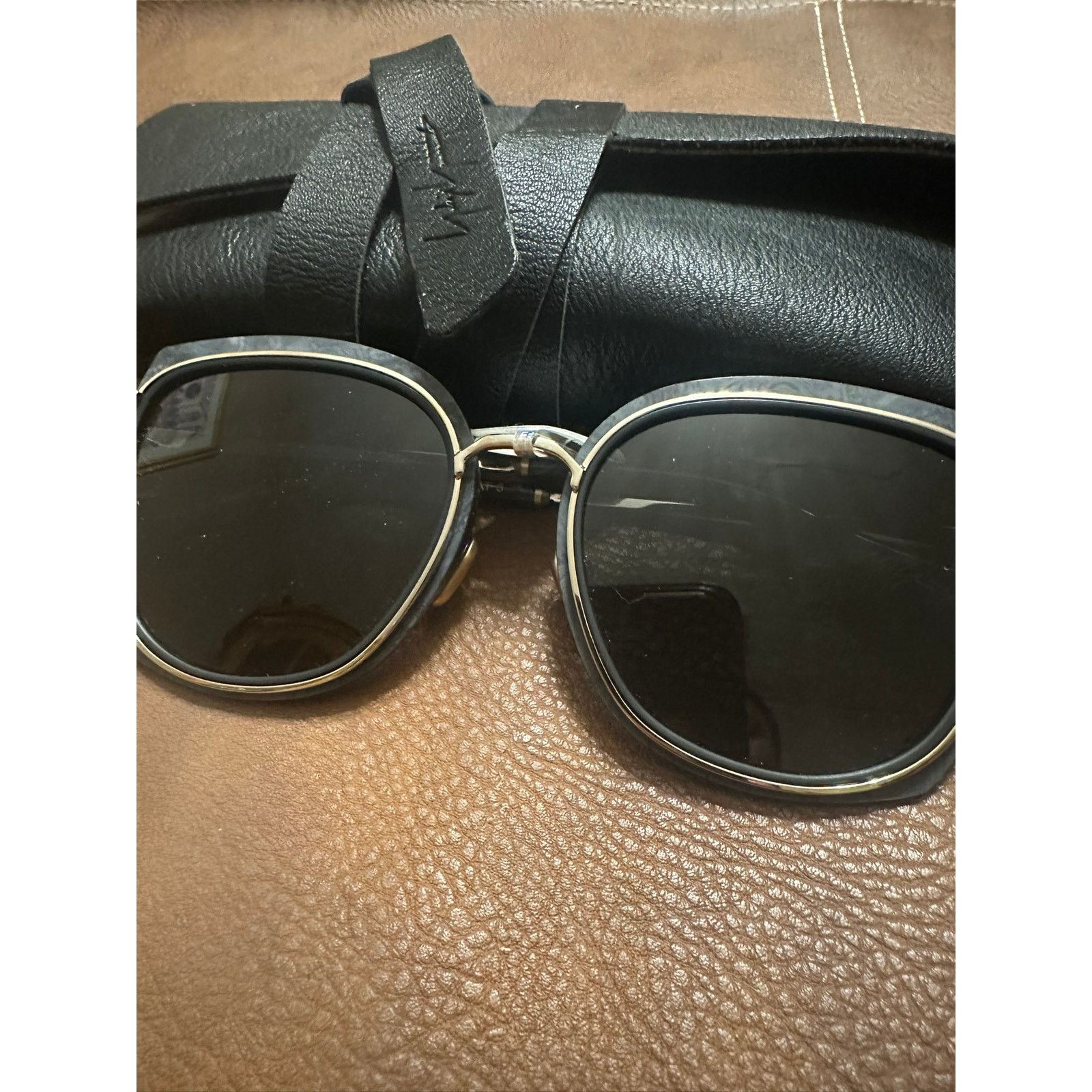 Yohji Yamamoto Yohji Yamamoto Black Marbled Sunglasses Goldtone Japanese Size ONE SIZE - 2 Thumbnail