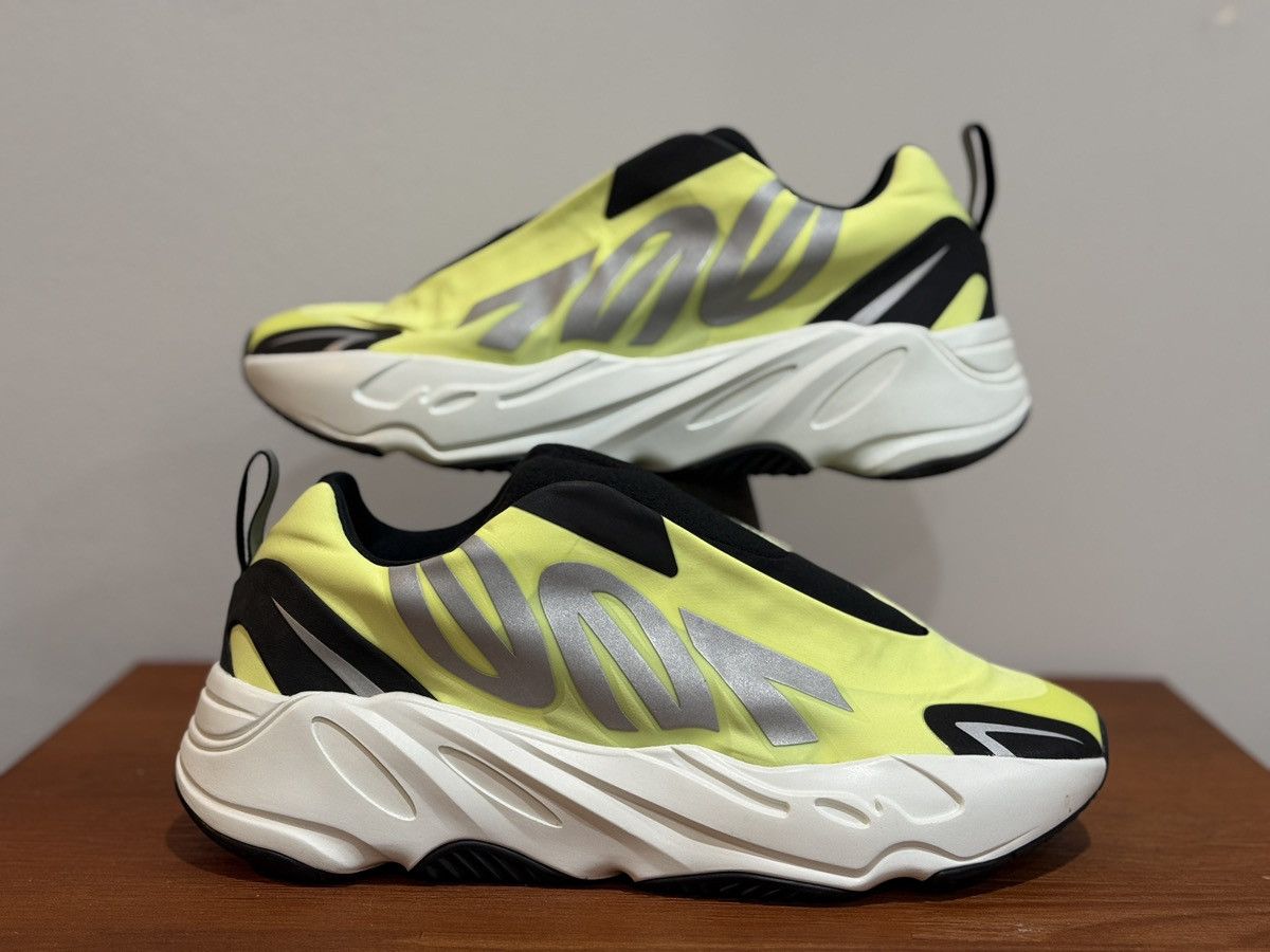 ADIDAS YEEZY 700 MNVN PHOSPHOR