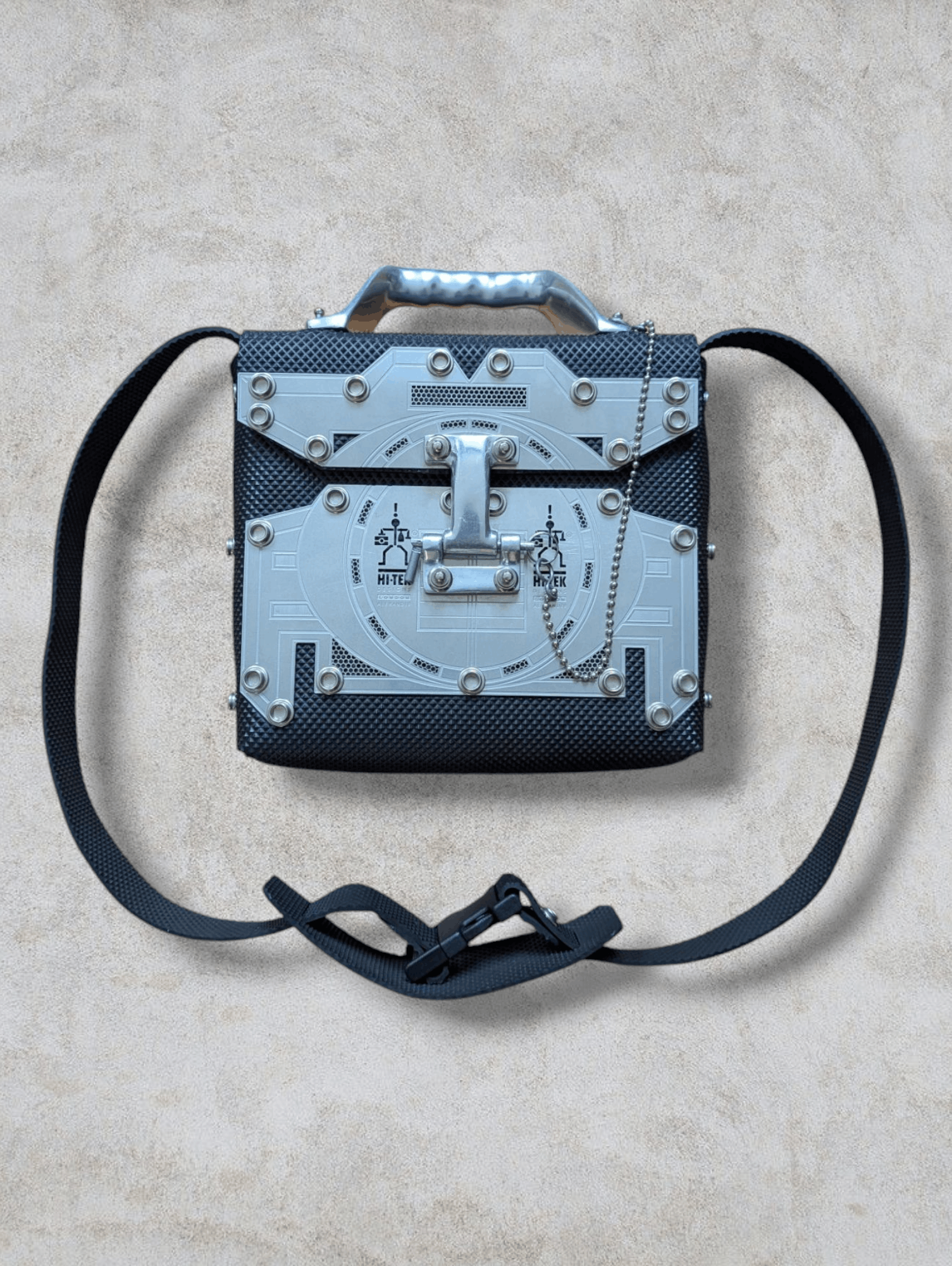 Hi Tec Hi tek London Alexander plexiglass porthole backpack