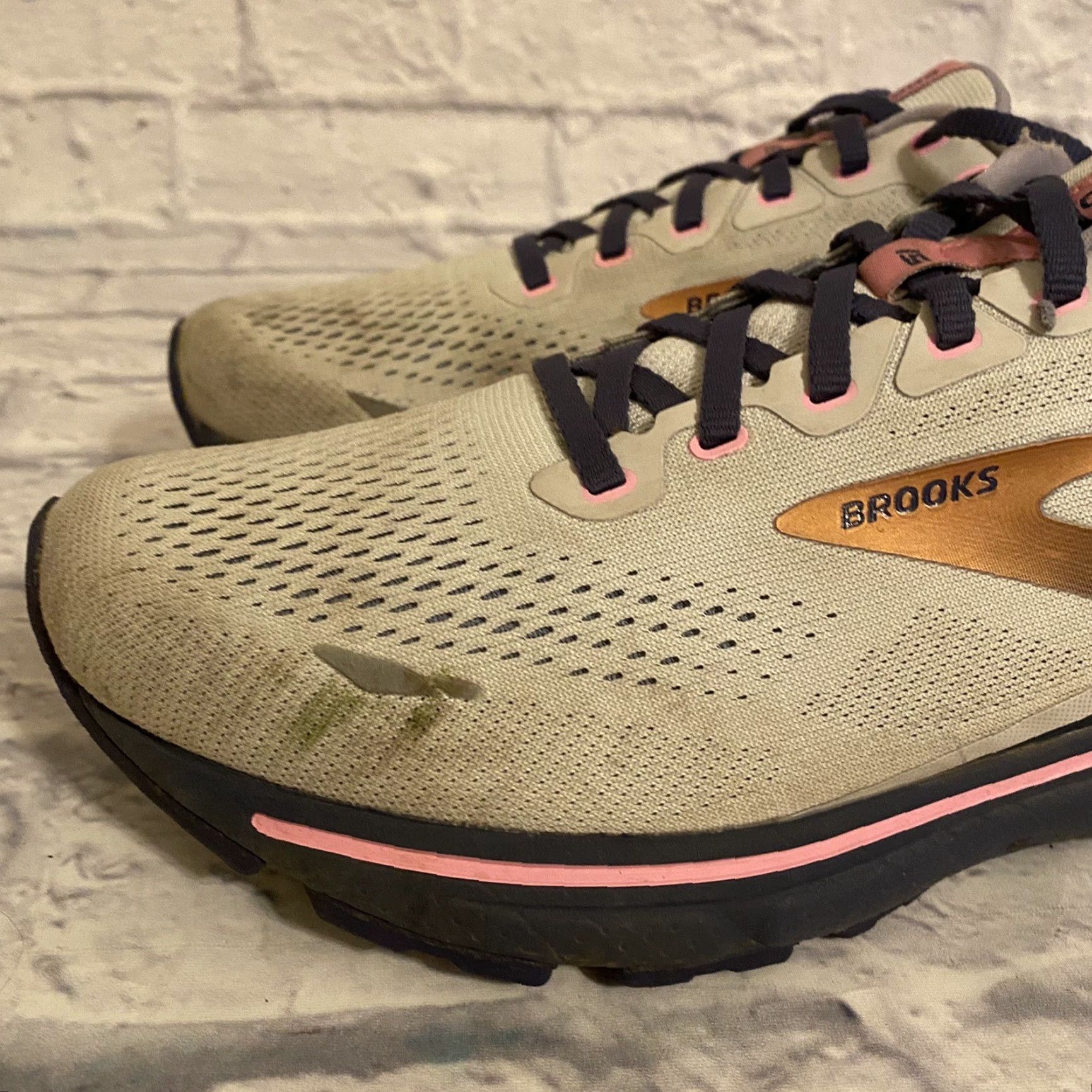 Brooks Brooks Running Ghost 15 Pink Copper Athletic Sneakers Women’s Sz 11 1203801B492 Size US 11 / IT 41 - 7 Thumbnail