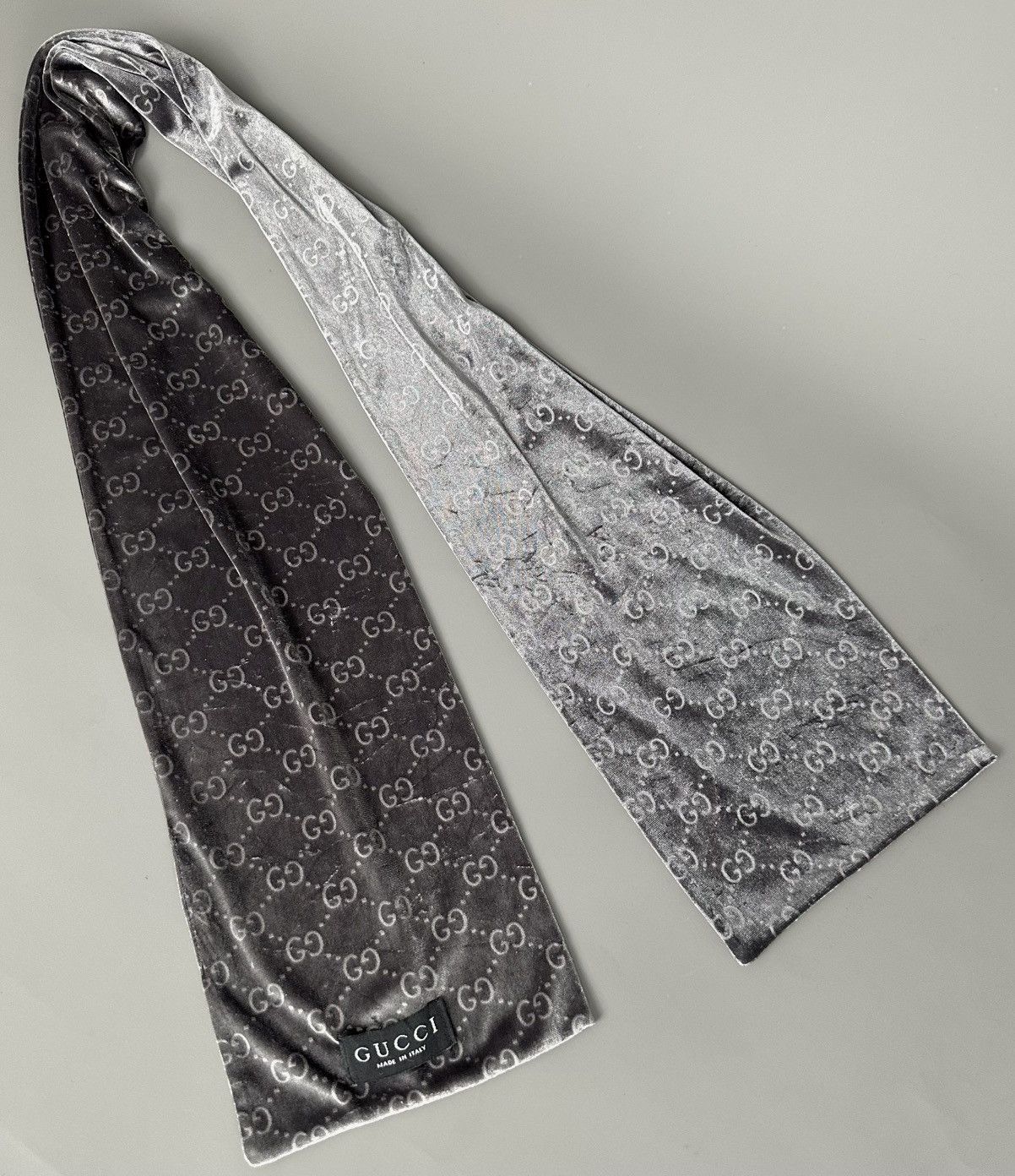 Gucci × Tom Ford Gucci - Tom Ford 1997 - GG Monogram Reflective Silver Velvet Size ONE SIZE - 5 Thumbnail