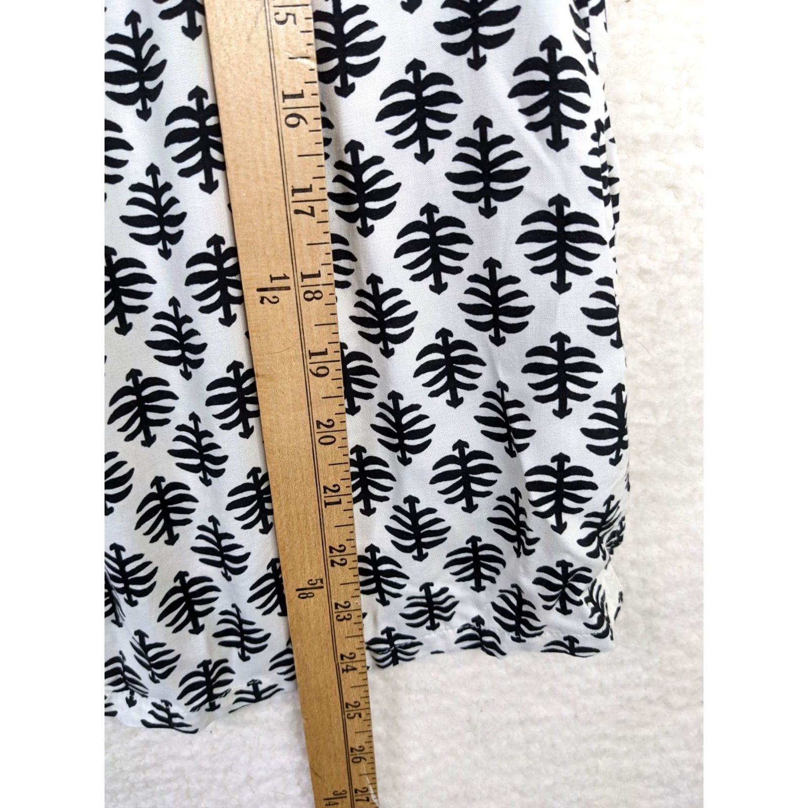 Old Navy Old Navy Button-Up Shirt - Floral Print Short Sleeve S Womens Multicolor Cotton V-Neck New Size S / US 4 / IT 40 - 3 Thumbnail